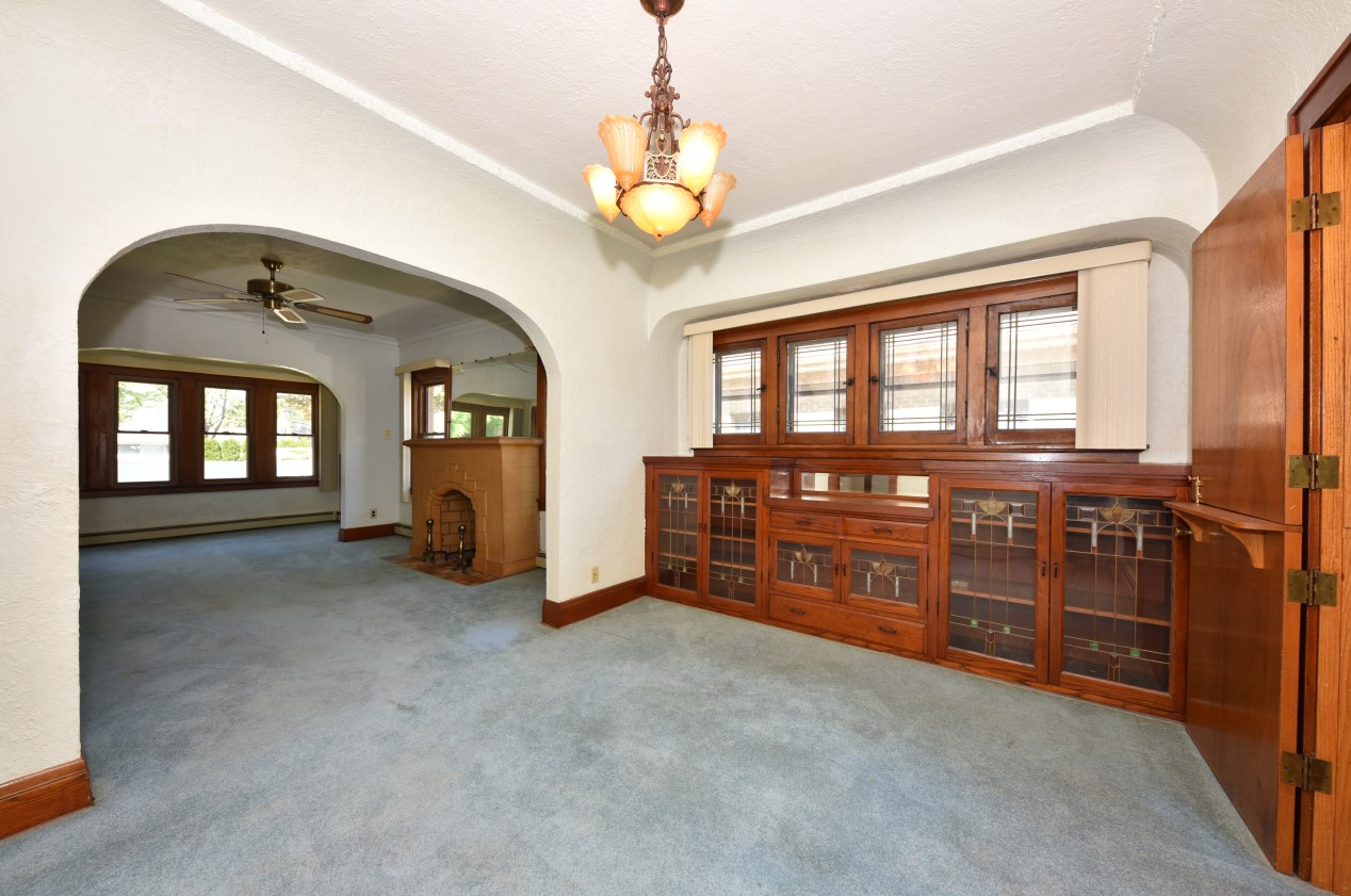 119 Ohio Ave, Milwaukee WI 53207-2759 exterior