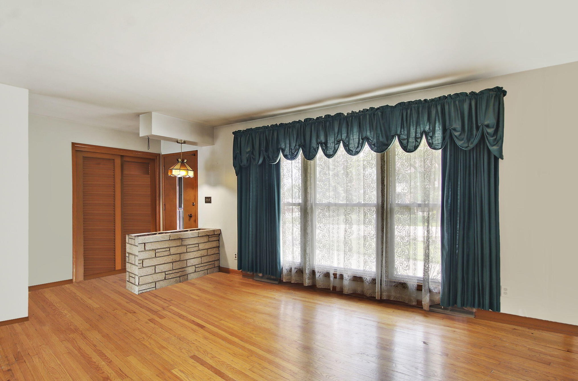 5525 82 St, Kenosha WI 53142-4161 exterior