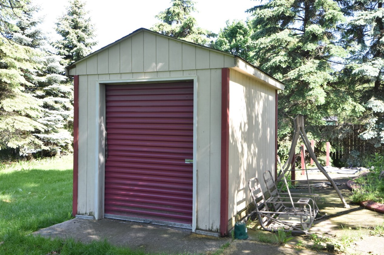 7768 105 Ave, Kenosha WI 53158-1102 exterior