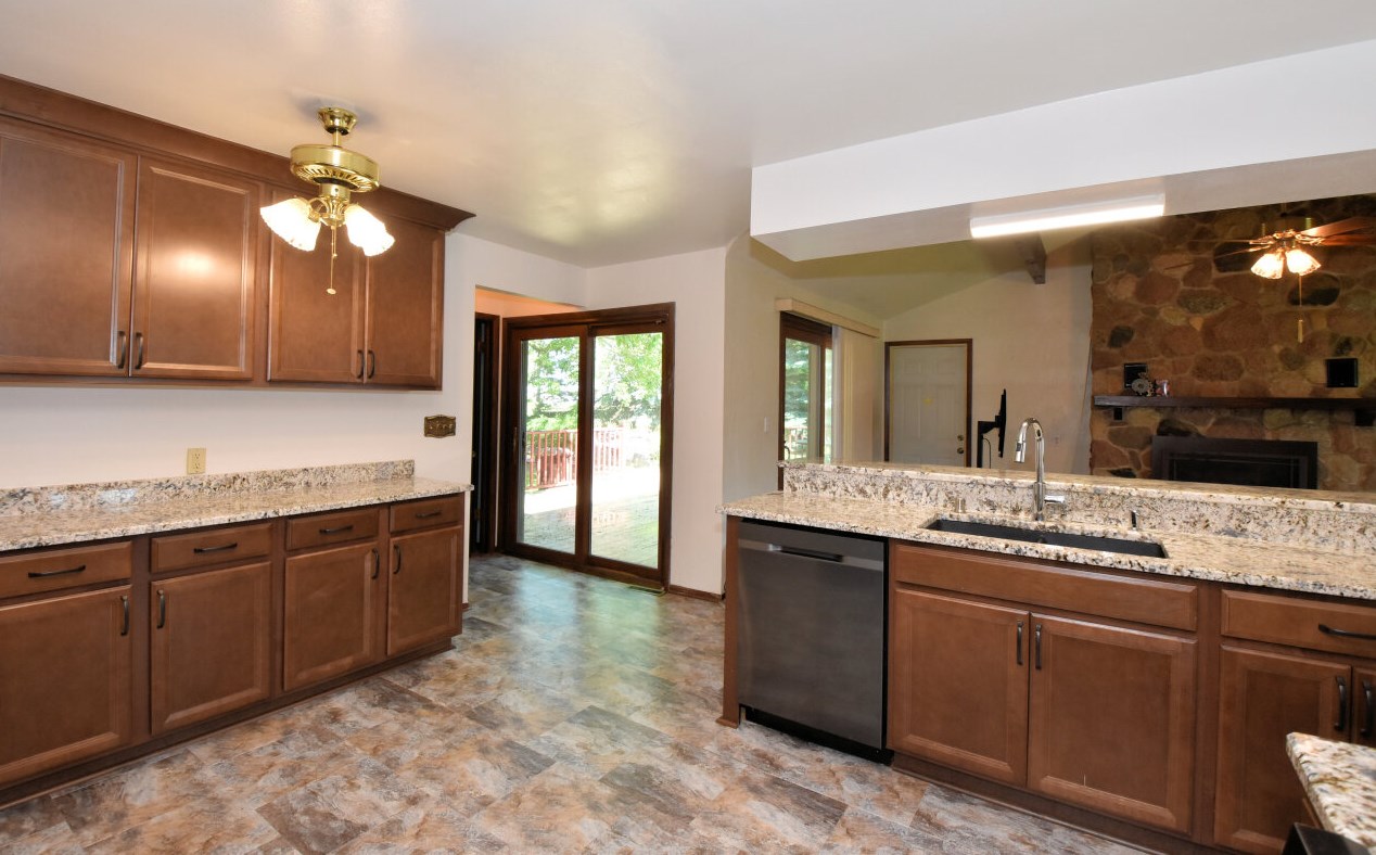 7768 105 Ave, Kenosha WI 53158-1102 exterior