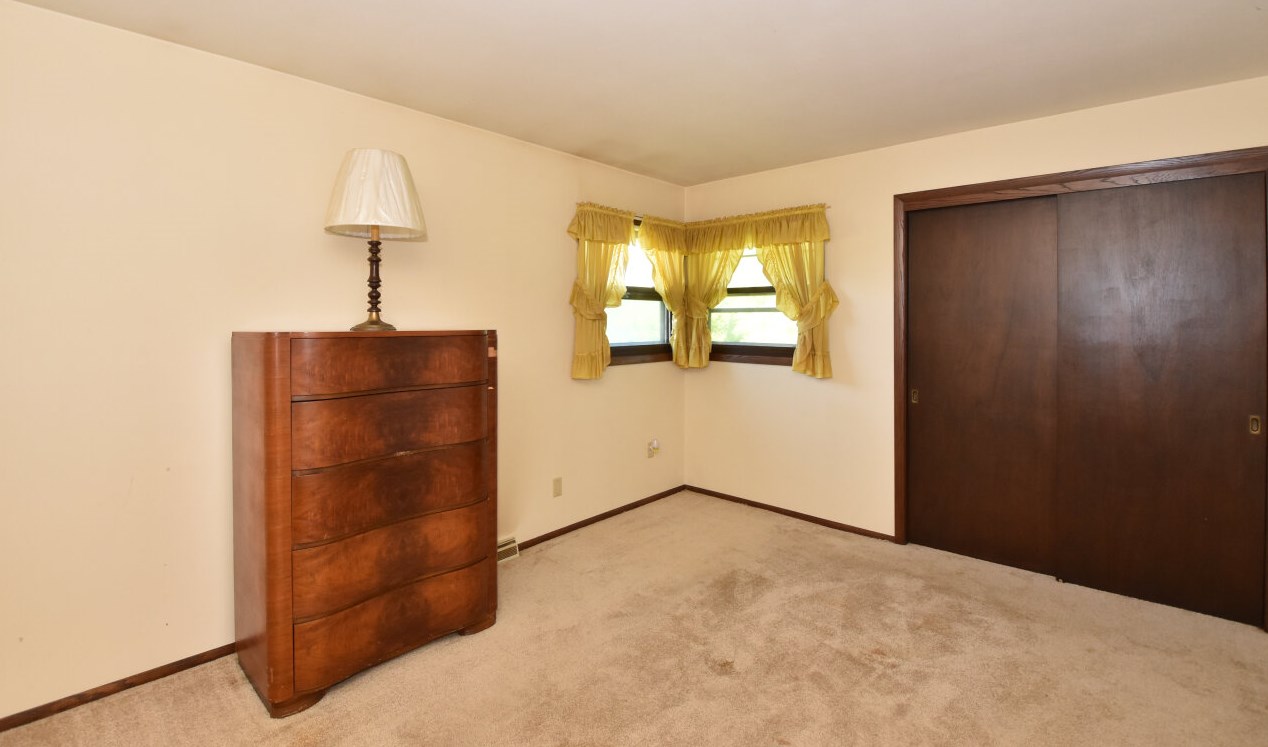 7768 105 Ave, Kenosha WI 53158-1102 exterior