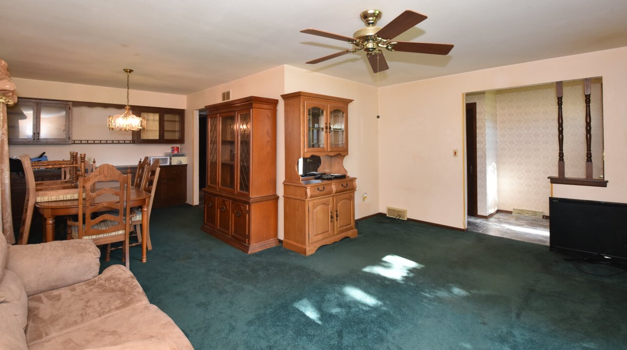 7768 105 Ave, Kenosha WI 53158-1102 exterior