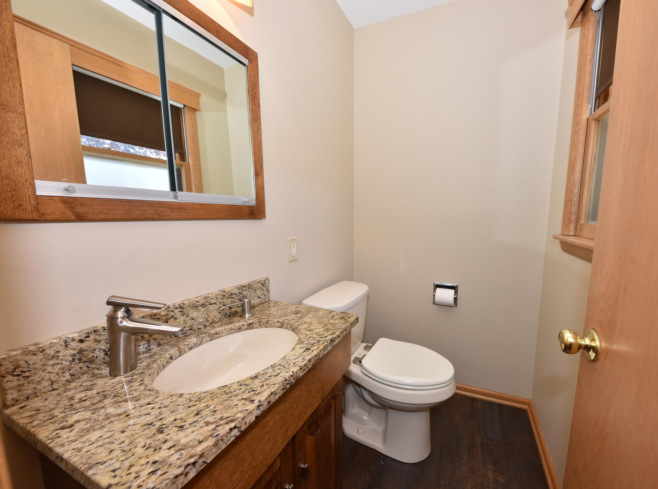 3805 Marcy St, Milwaukee WI 53220-1836 exterior