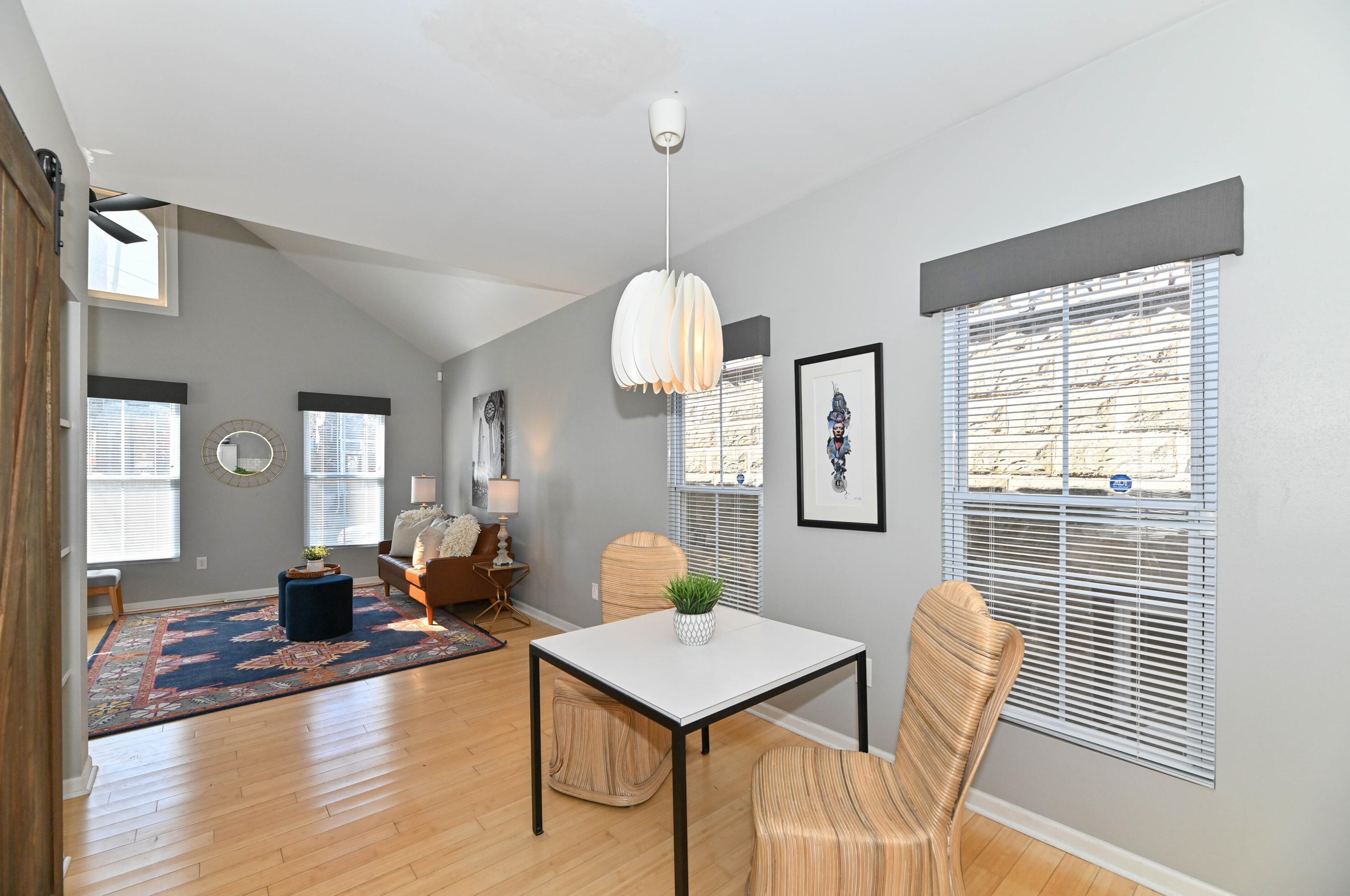 614 Pleasant St, Milwaukee WI  53202-2012 exterior