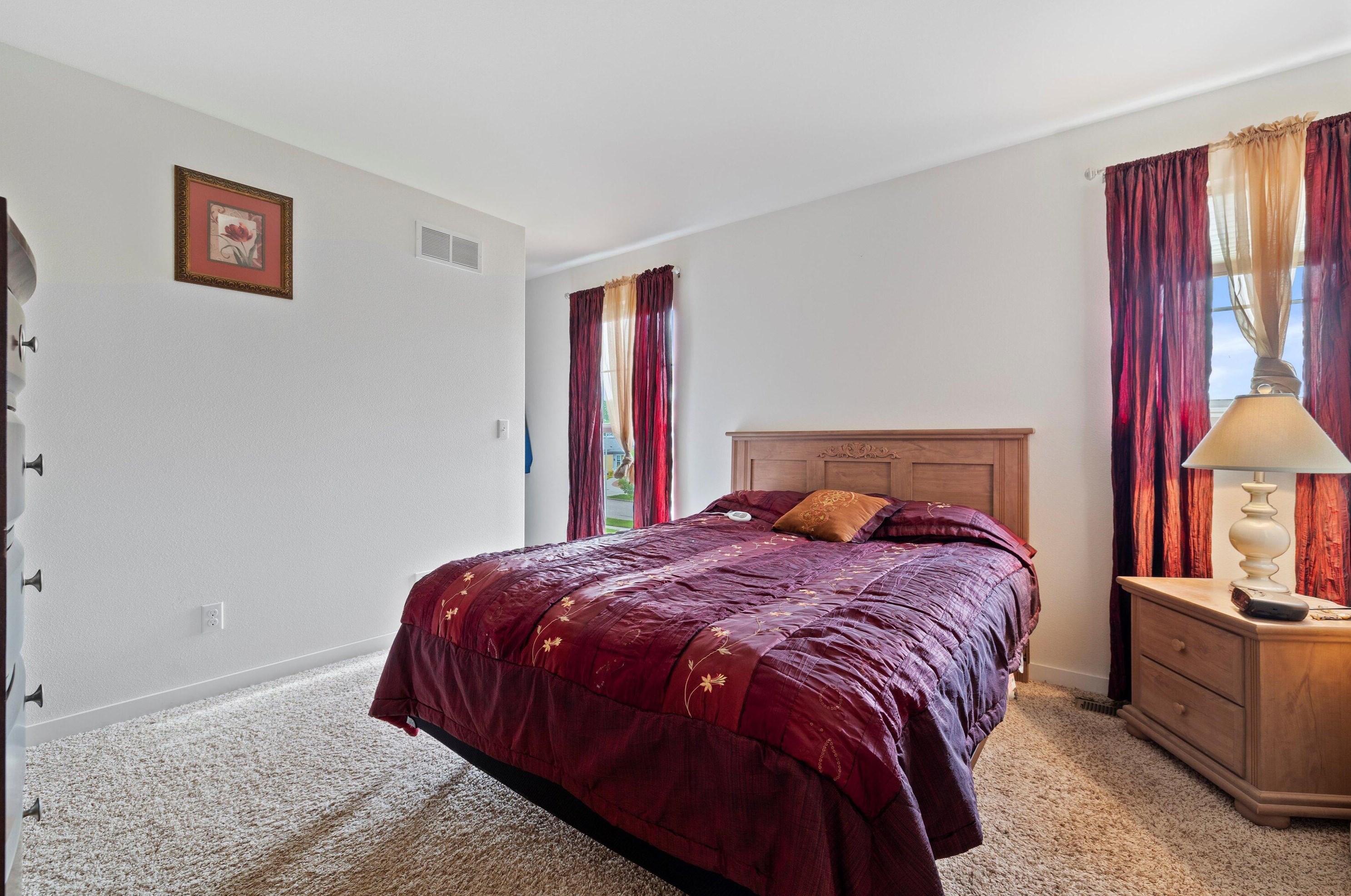 7942 Riverview, Milwaukee WI 53209 exterior