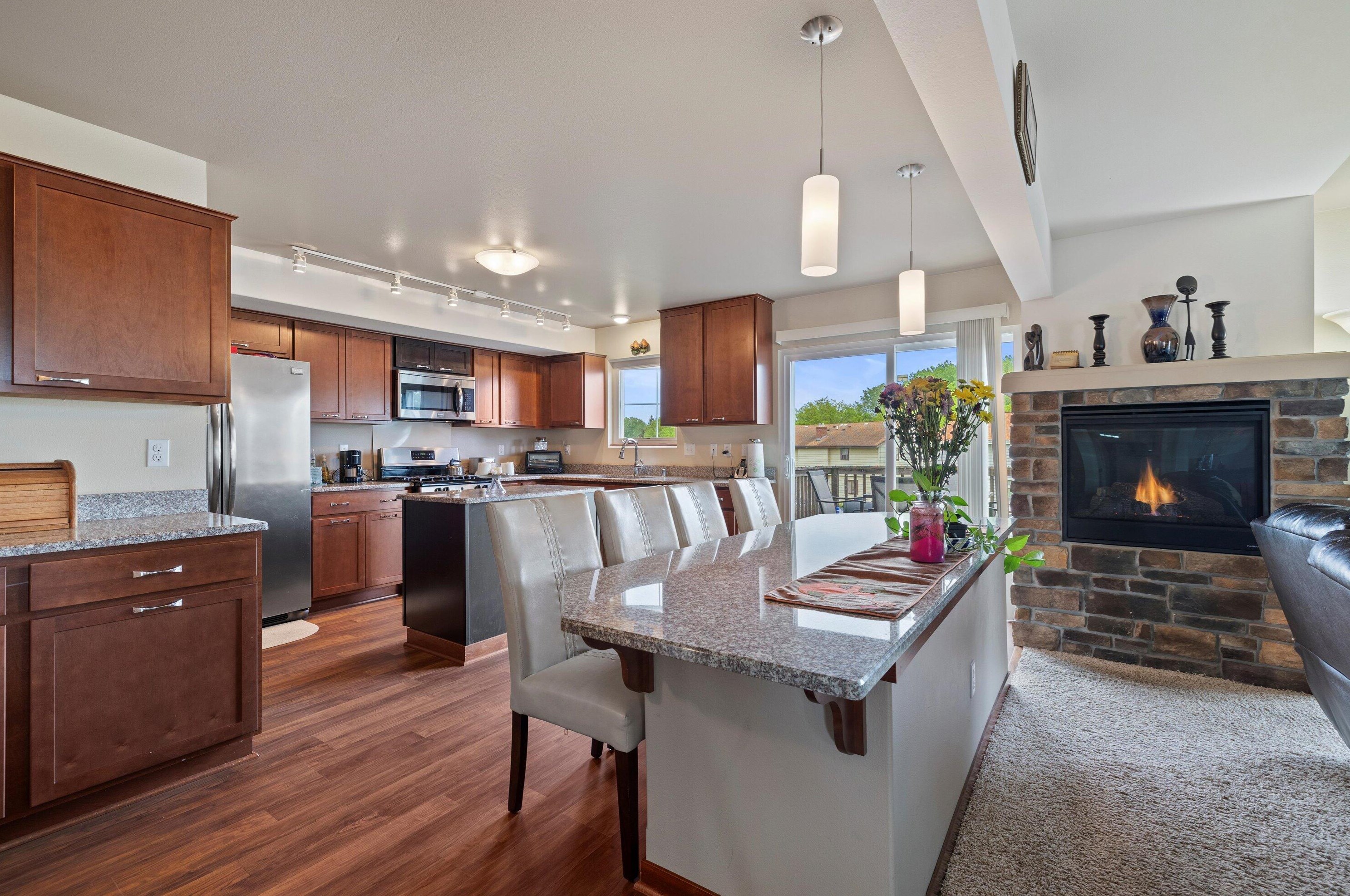 7942 Riverview, Milwaukee WI 53209 exterior