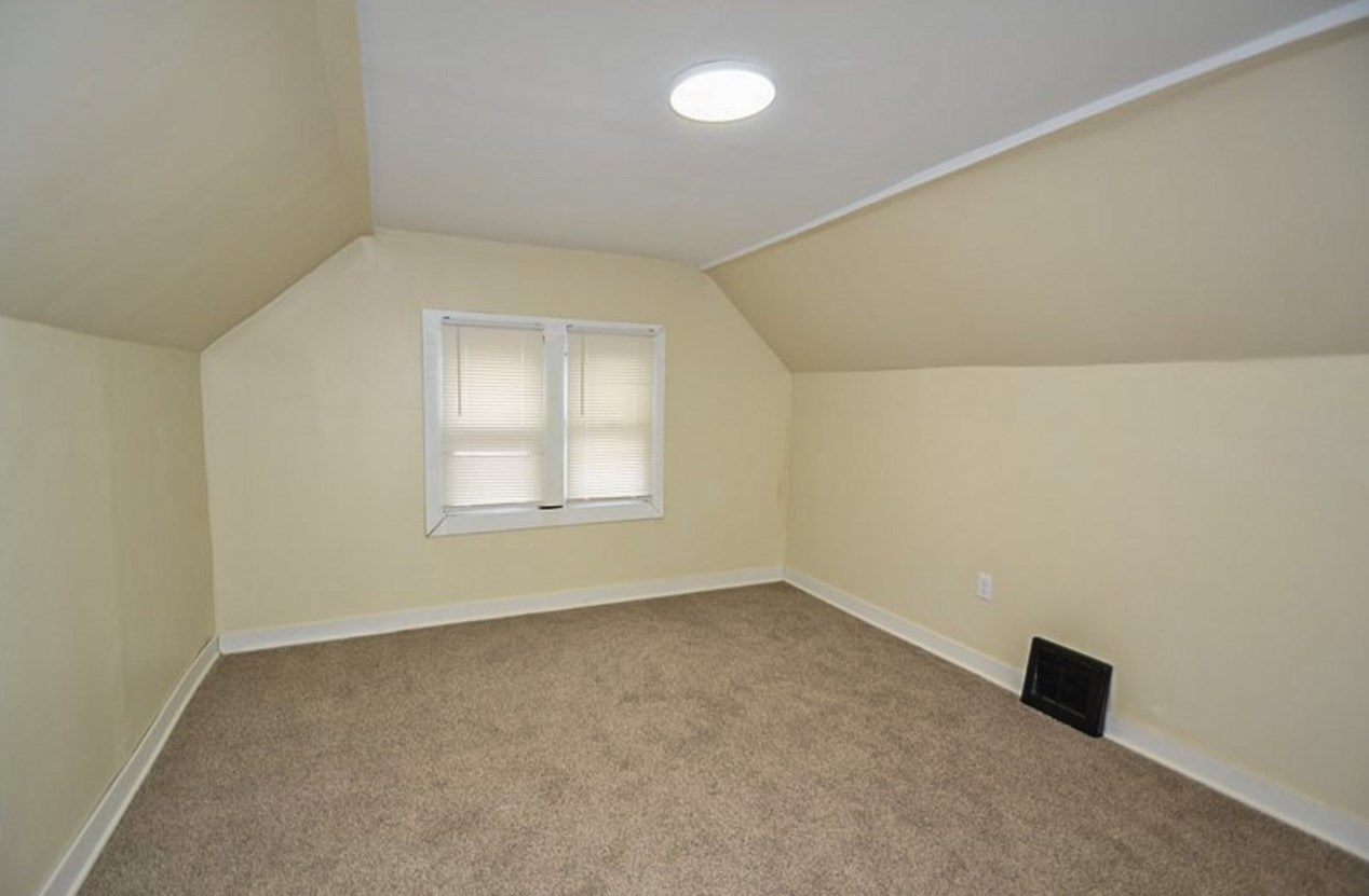 3346 36, Milwaukee WI 53216-3718 exterior