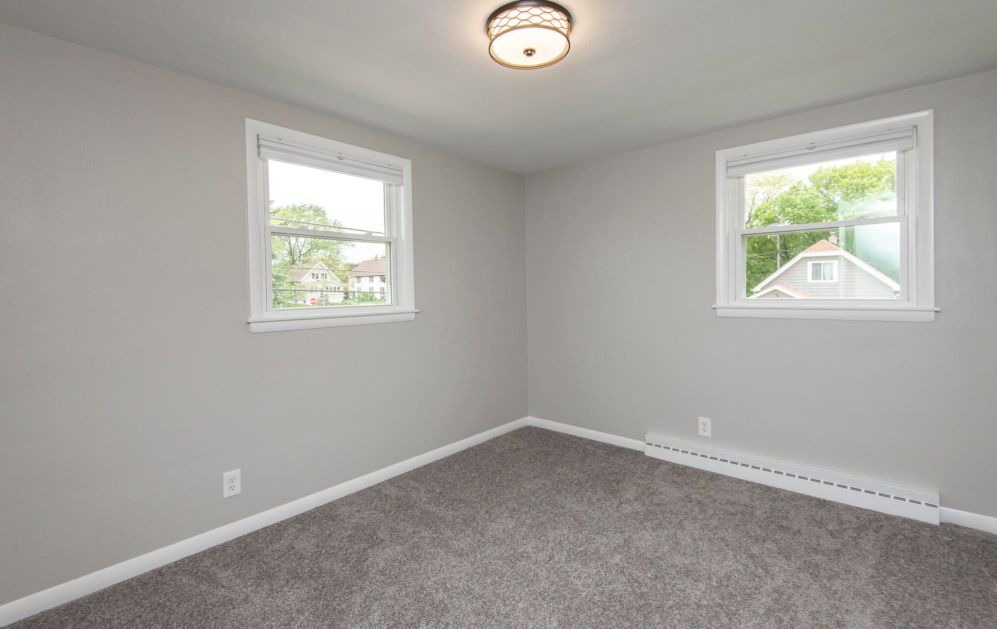 1637 Chestnut St, South Milwaukee WI  53172-1536 exterior