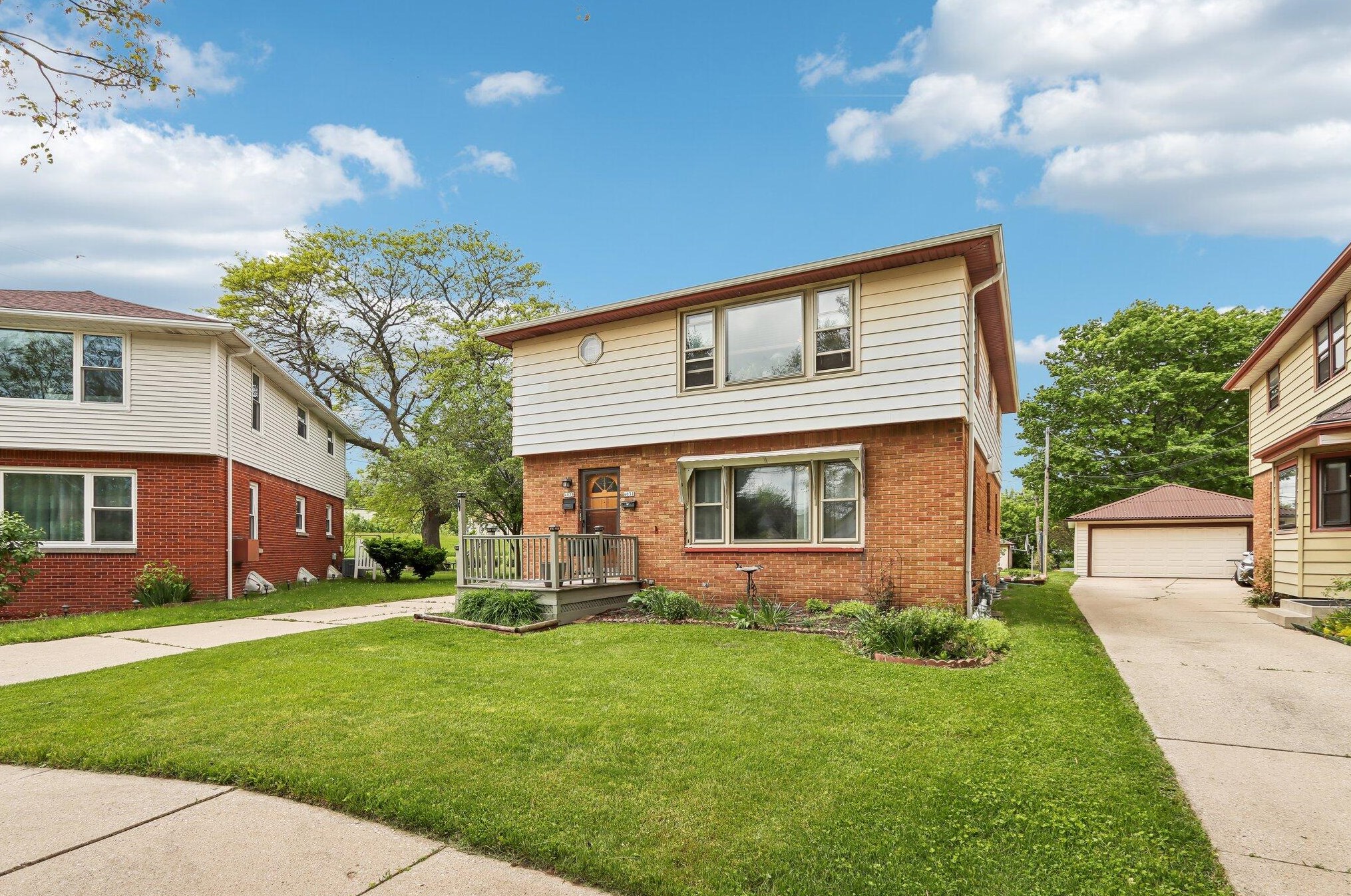 4029 Nevada St, Milwaukee WI 53207-2828 exterior