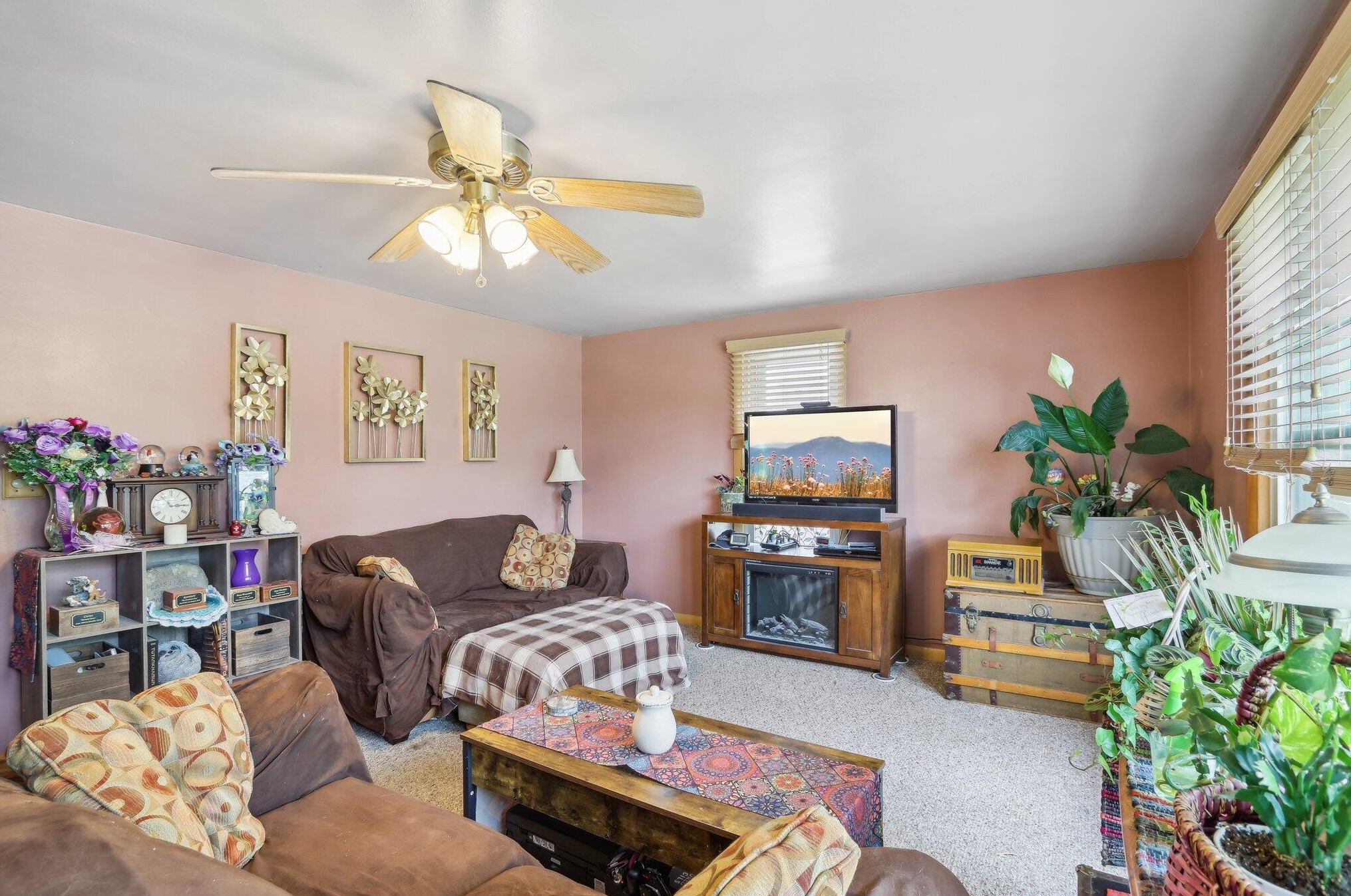 4029 Nevada St, Milwaukee WI 53207-2828 exterior