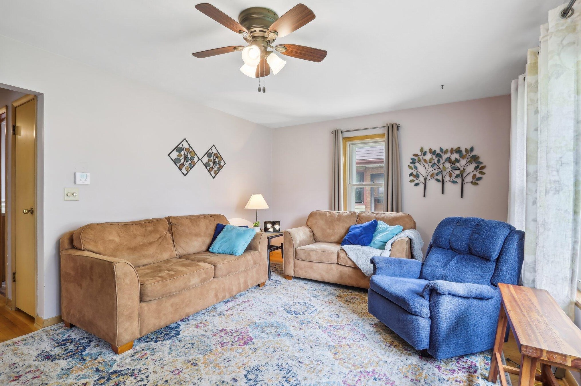 4029 Nevada St, Milwaukee WI 53207-2828 exterior