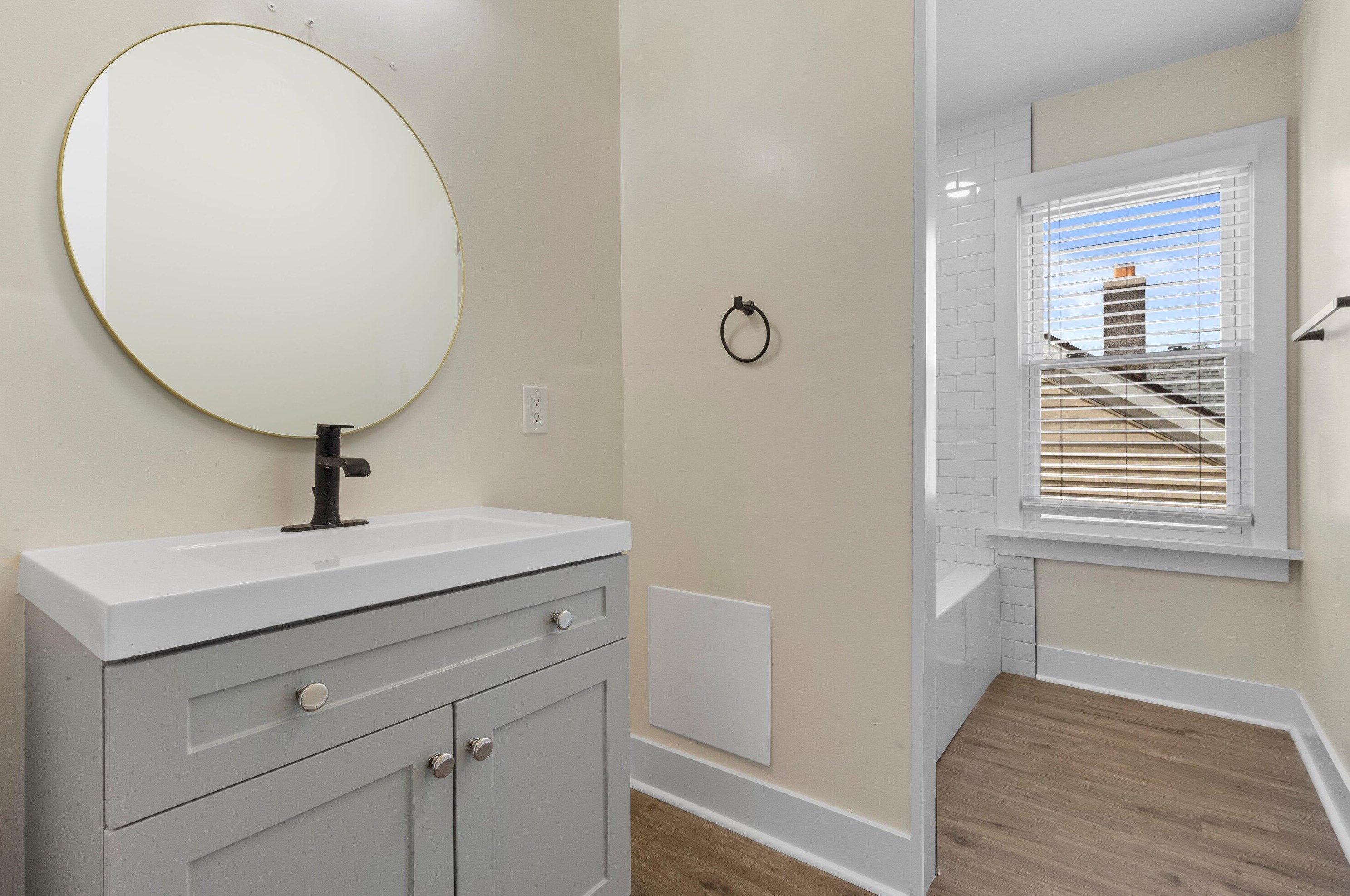 1400 Congress St, Milwaukee WI 53209-6417 exterior