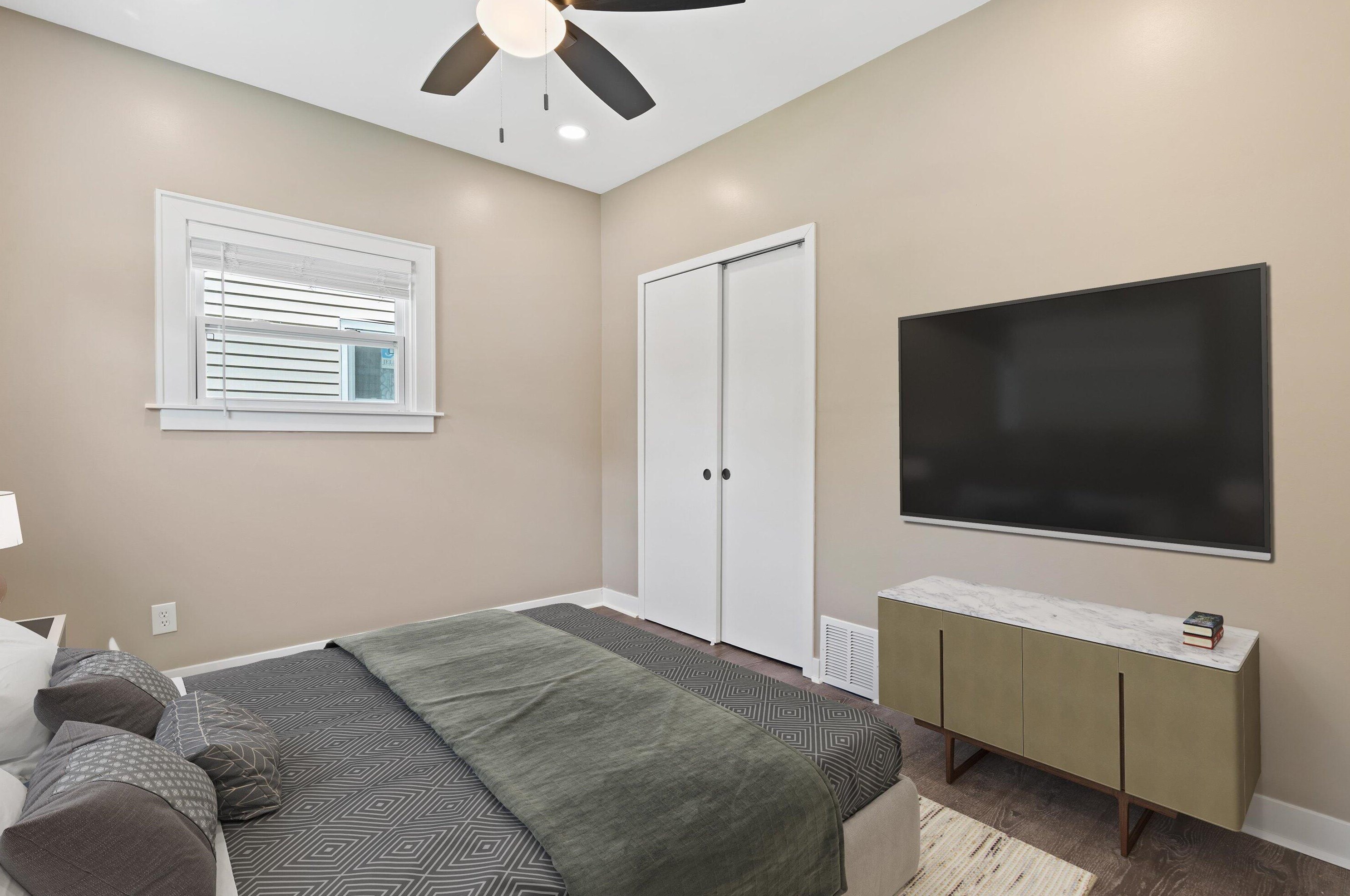 1400 Congress St, Milwaukee WI 53209-6417 exterior