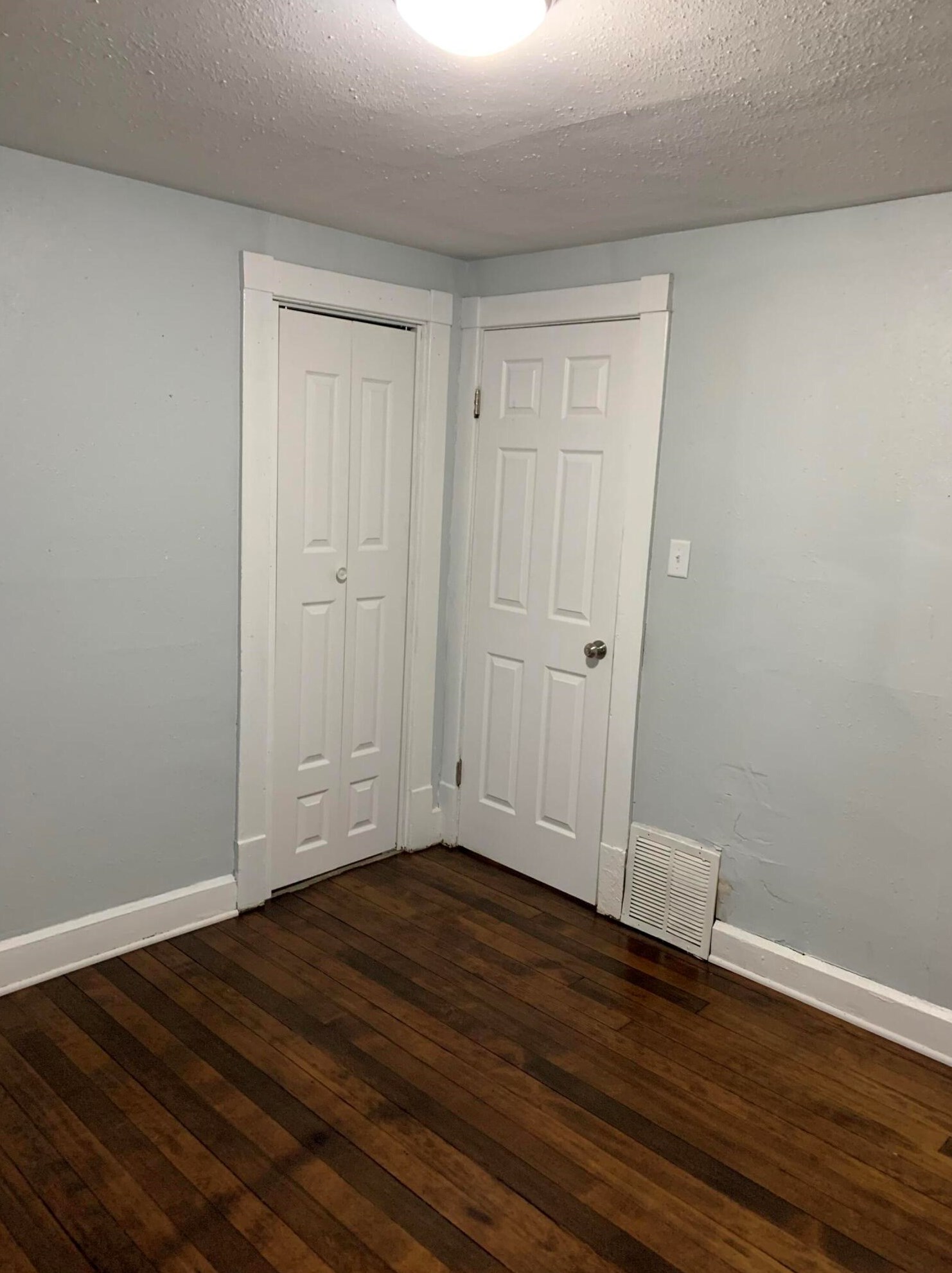 1400 Congress St, Milwaukee WI 53209-6417 exterior