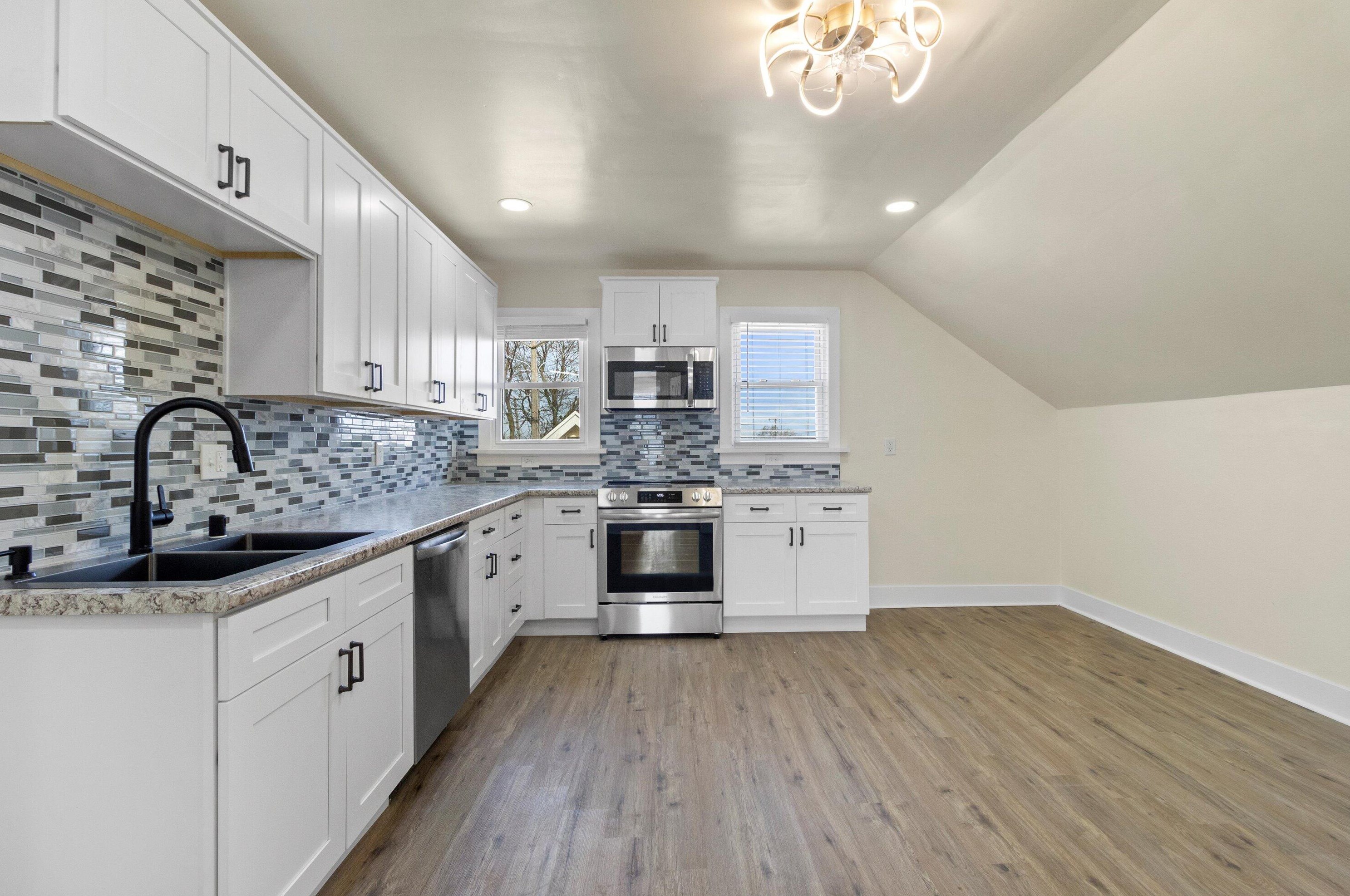 1400 Congress St, Milwaukee WI 53209-6417 exterior