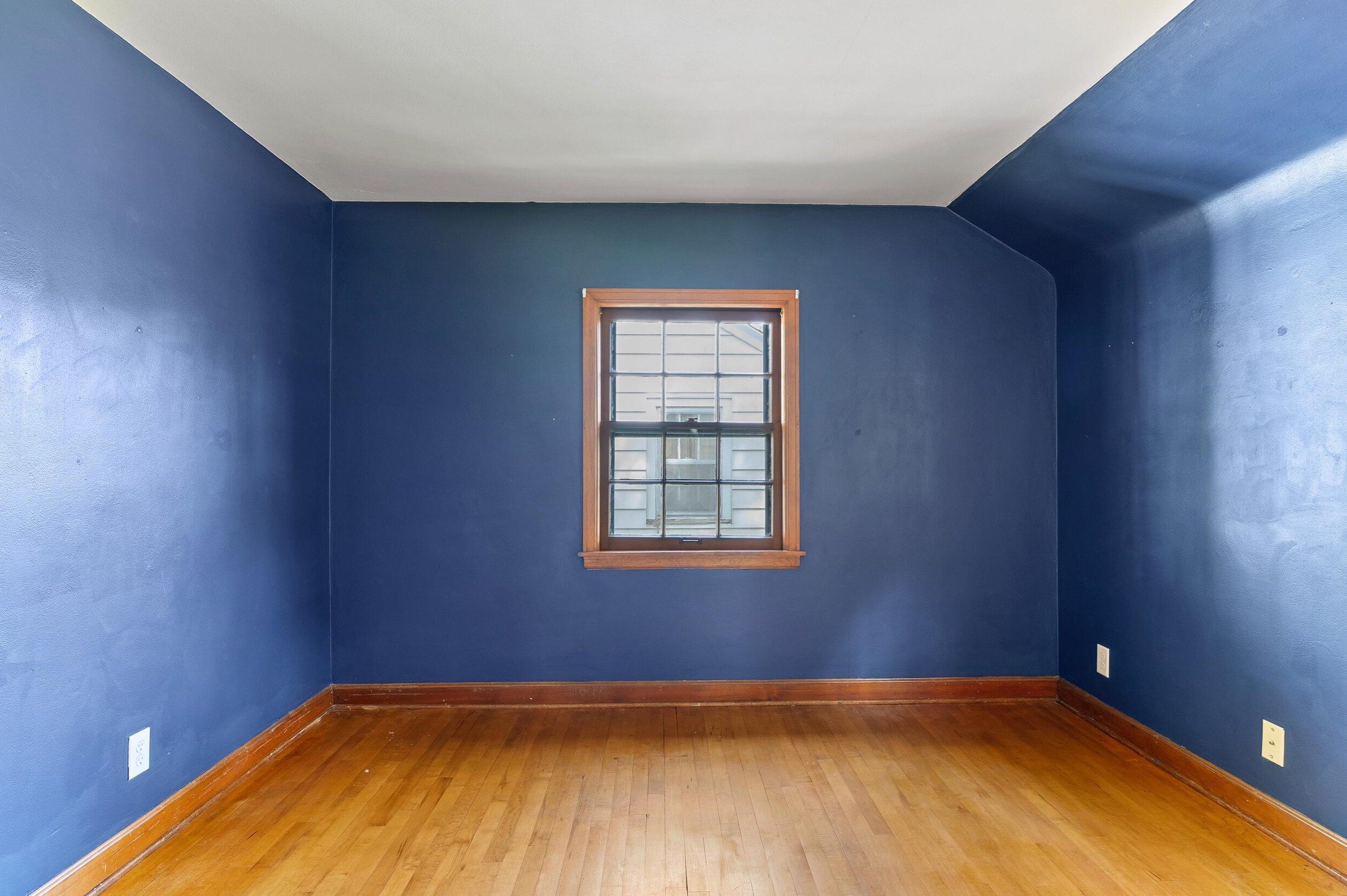 6333 Chambers St, Milwaukee WI 53210-1457 exterior