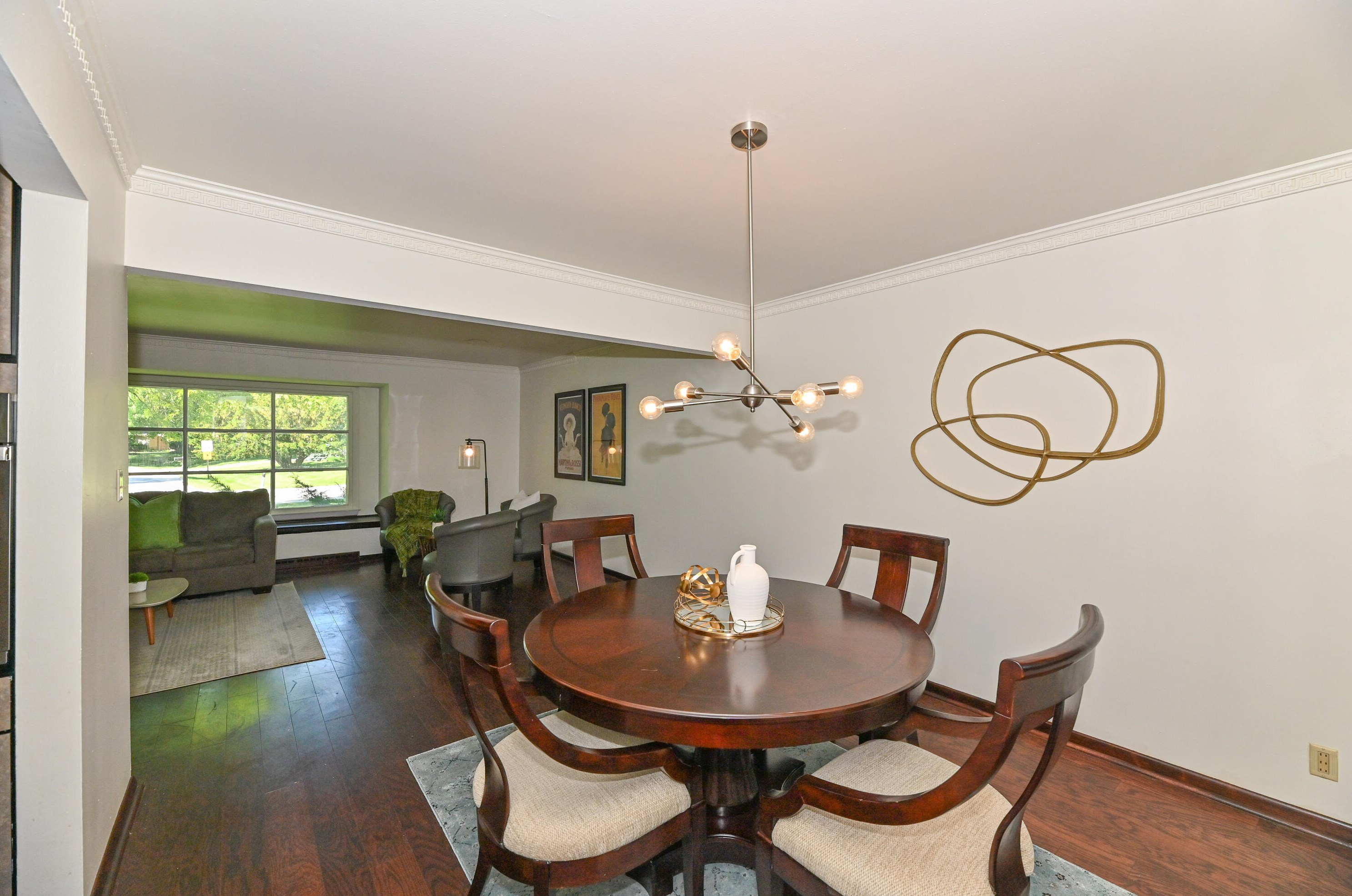 2520 Kenboern Dr, Milwaukee WI 53209-1836 exterior