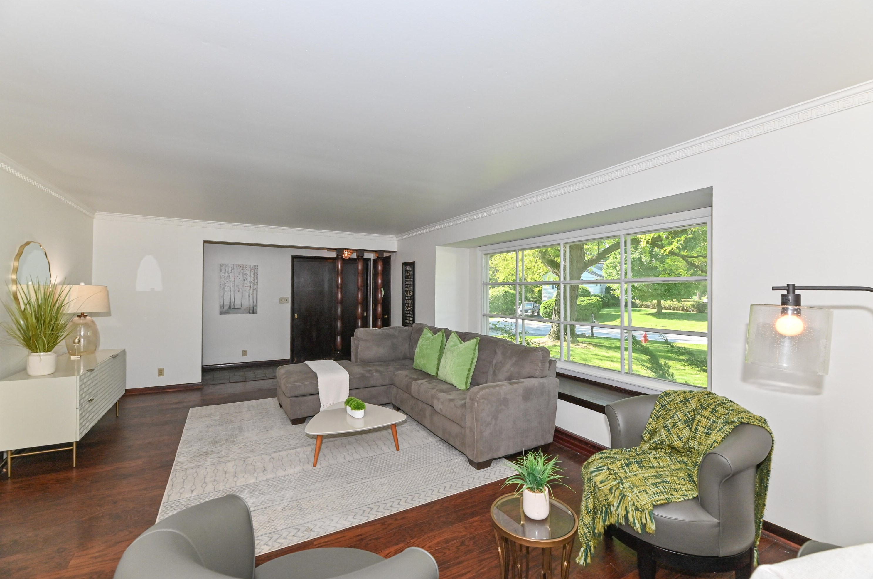 2520 Kenboern Dr, Milwaukee WI 53209-1836 exterior