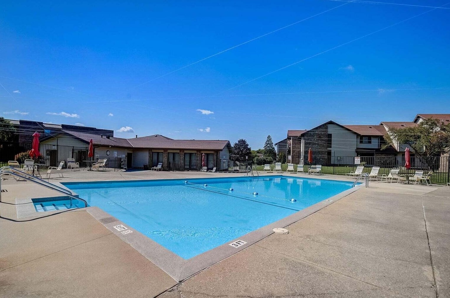 3759 88th St, Milwaukee WI 53222-2729 exterior