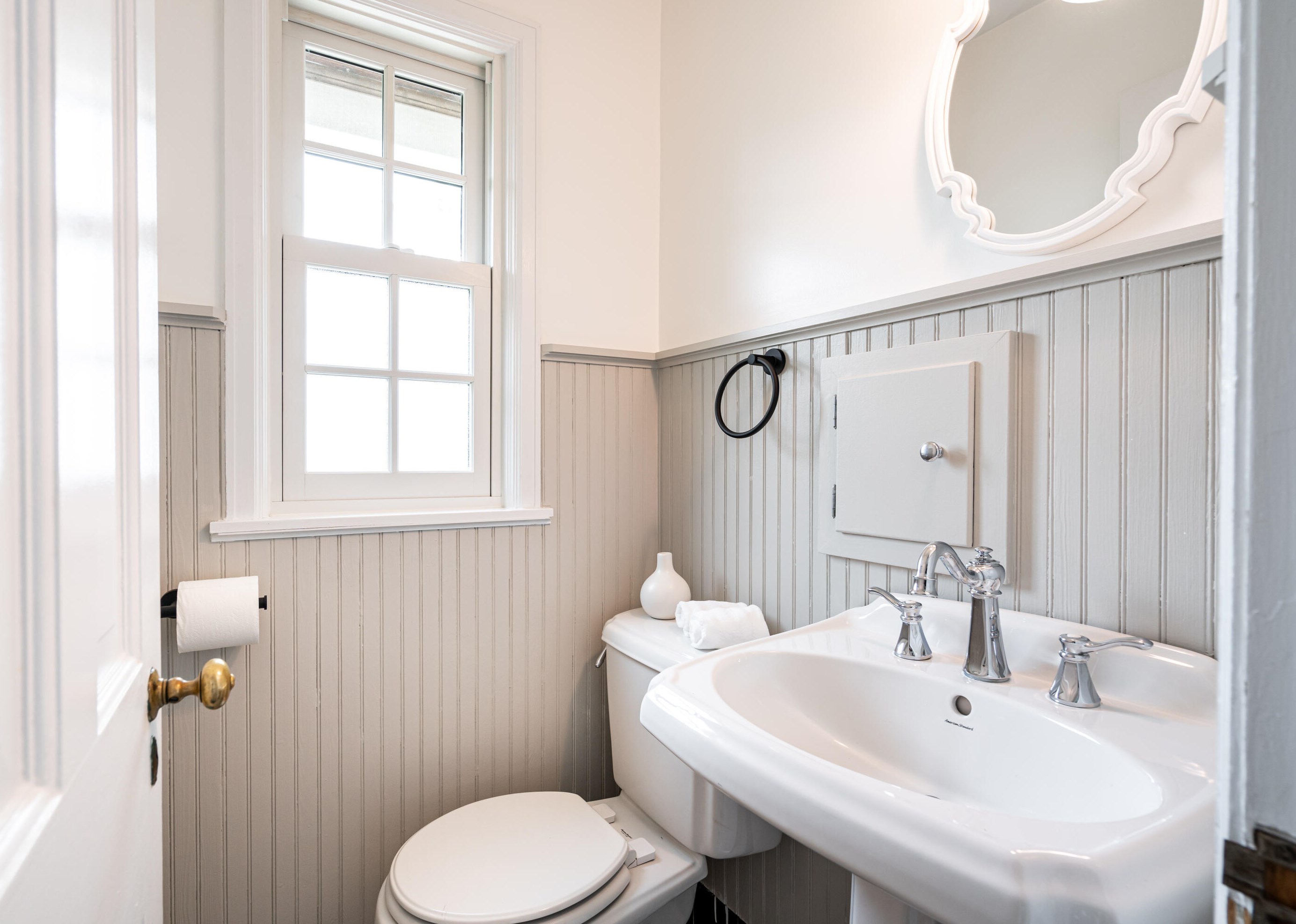 2763 Lefeber Ave, Milwaukee WI 53210-1141 exterior