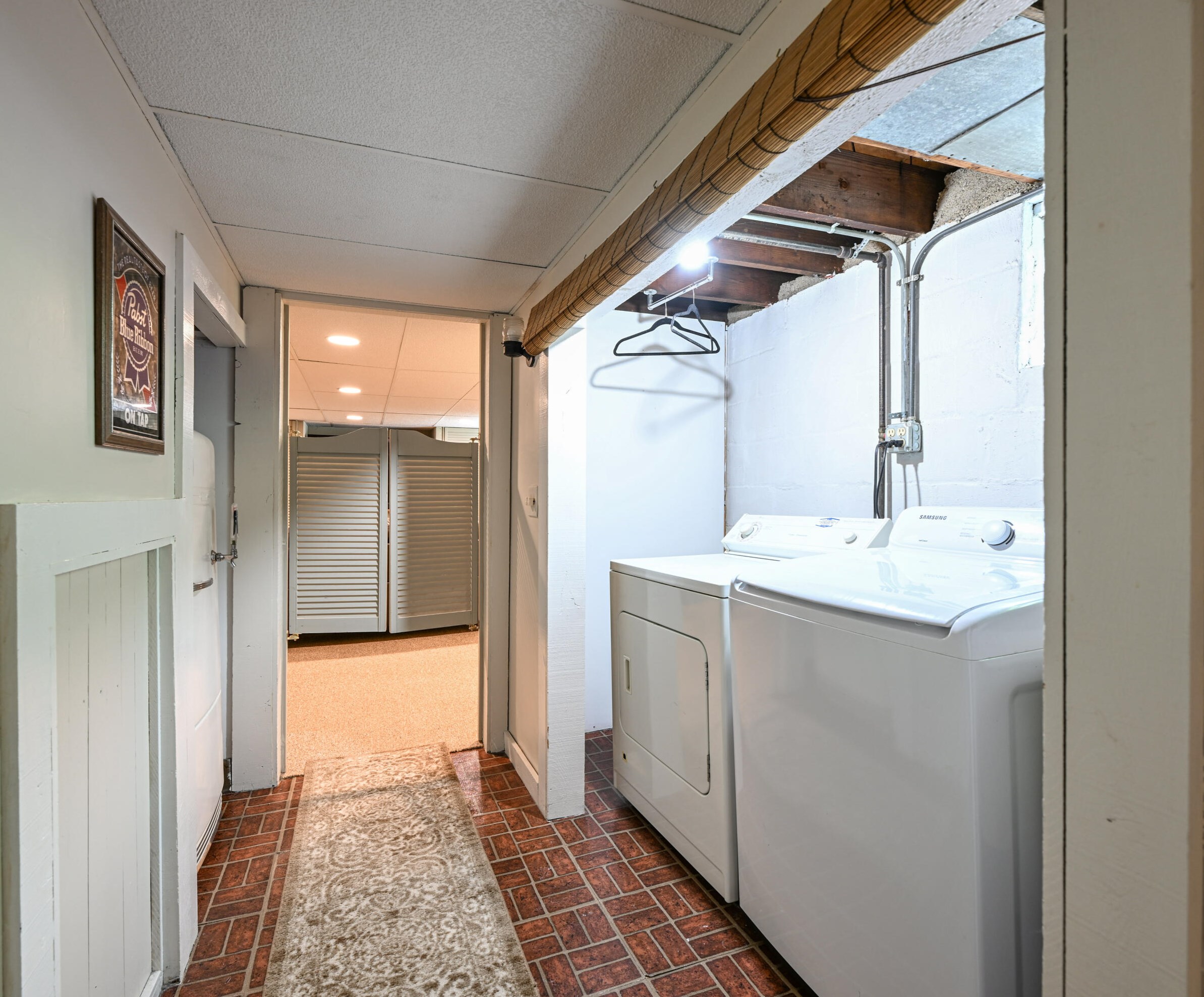 7035 Stuth Pl, Milwaukee WI 53219-1951 exterior