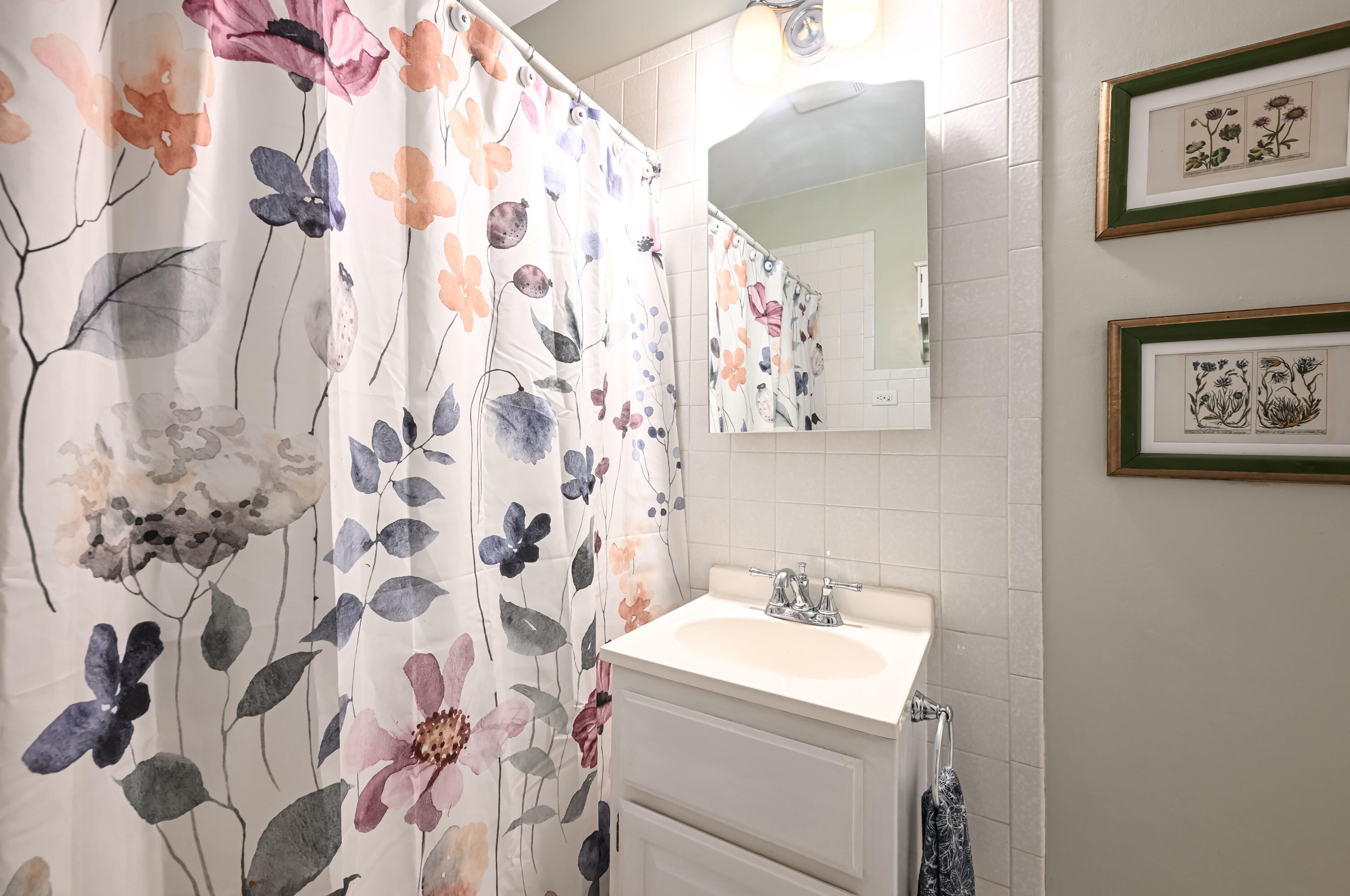 7035 Stuth Pl, Milwaukee WI 53219-1951 exterior