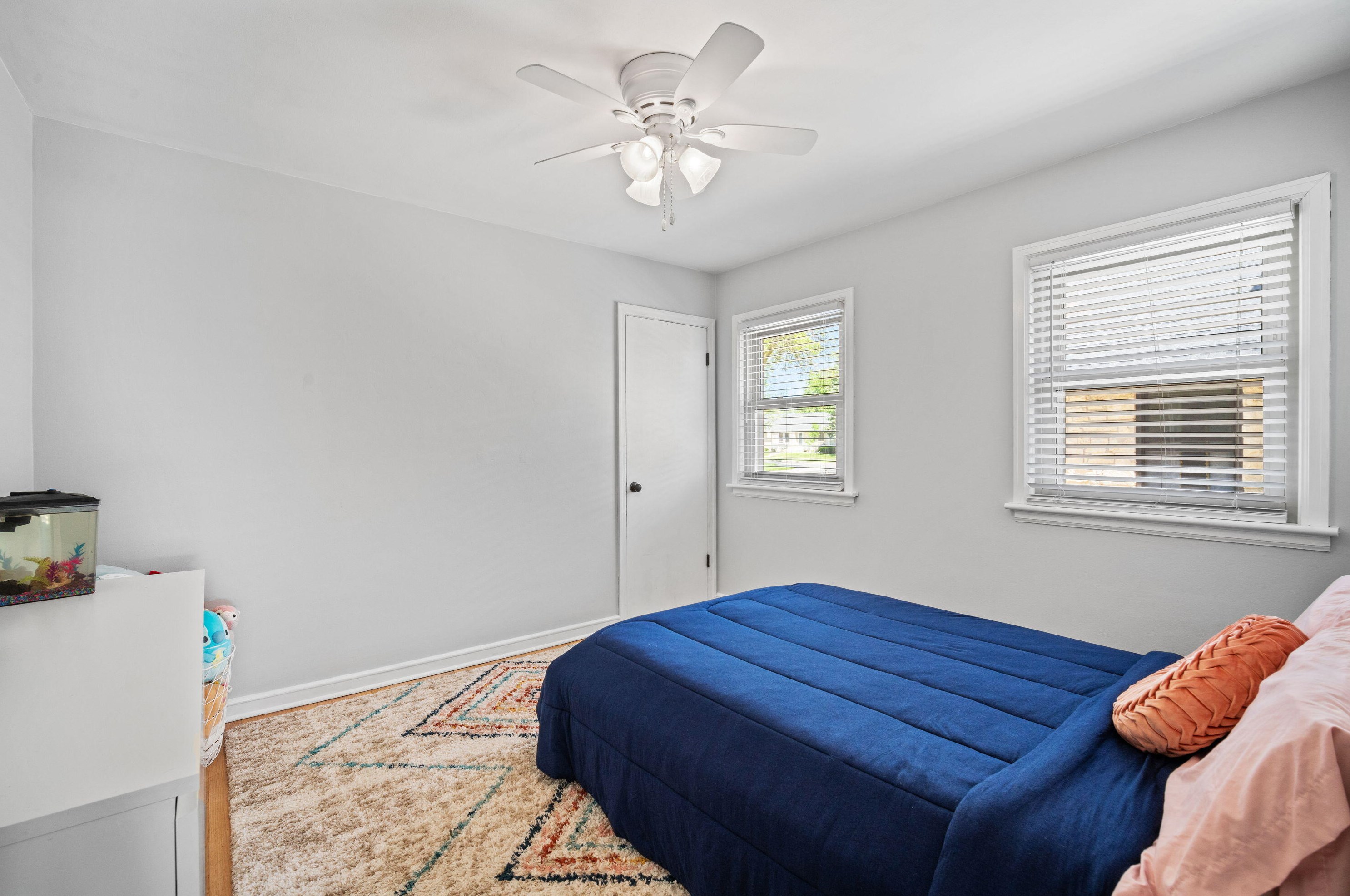 3216 38, Milwaukee WI 53215-4011 exterior