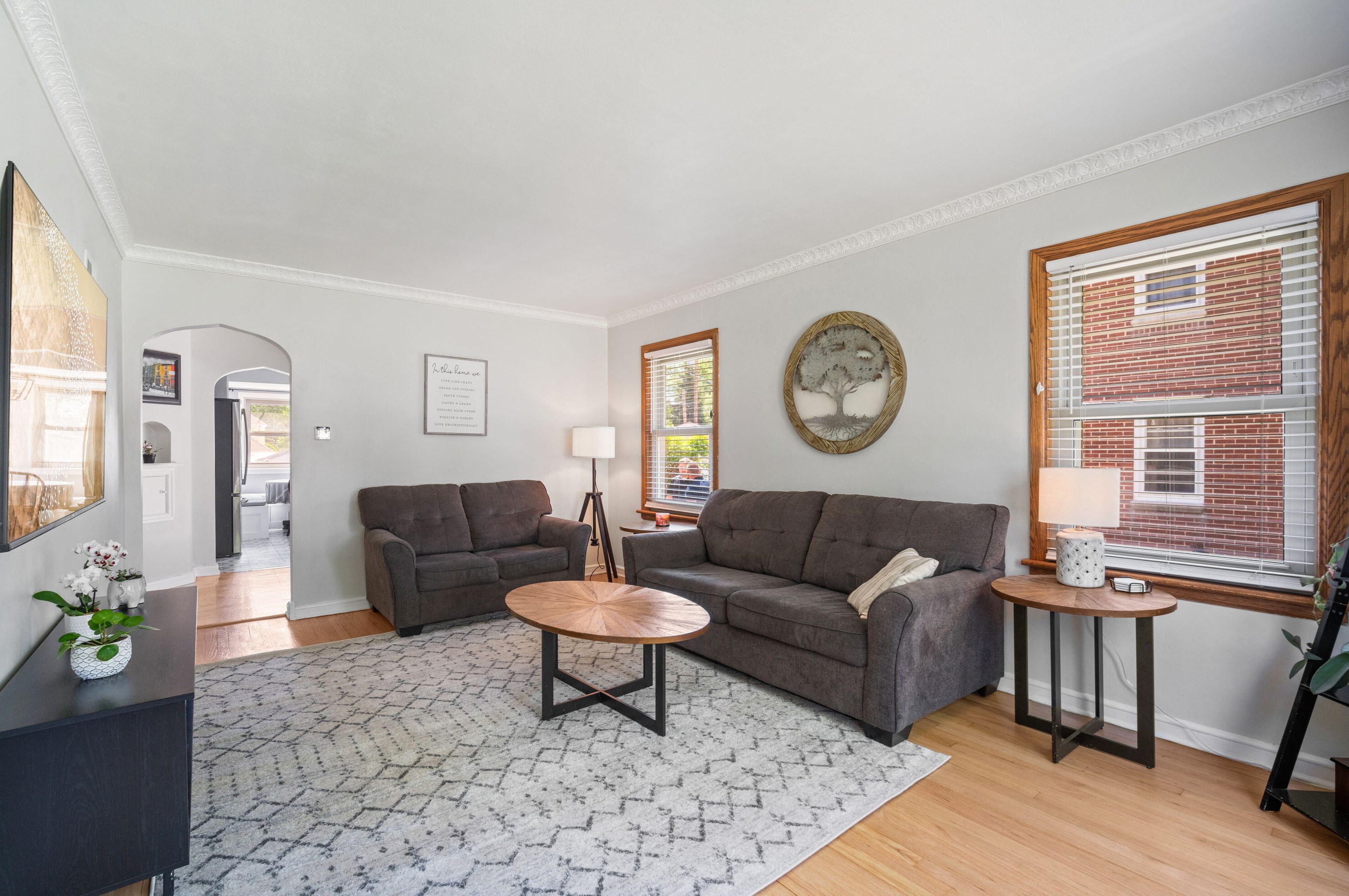 3216 38, Milwaukee WI 53215-4011 exterior