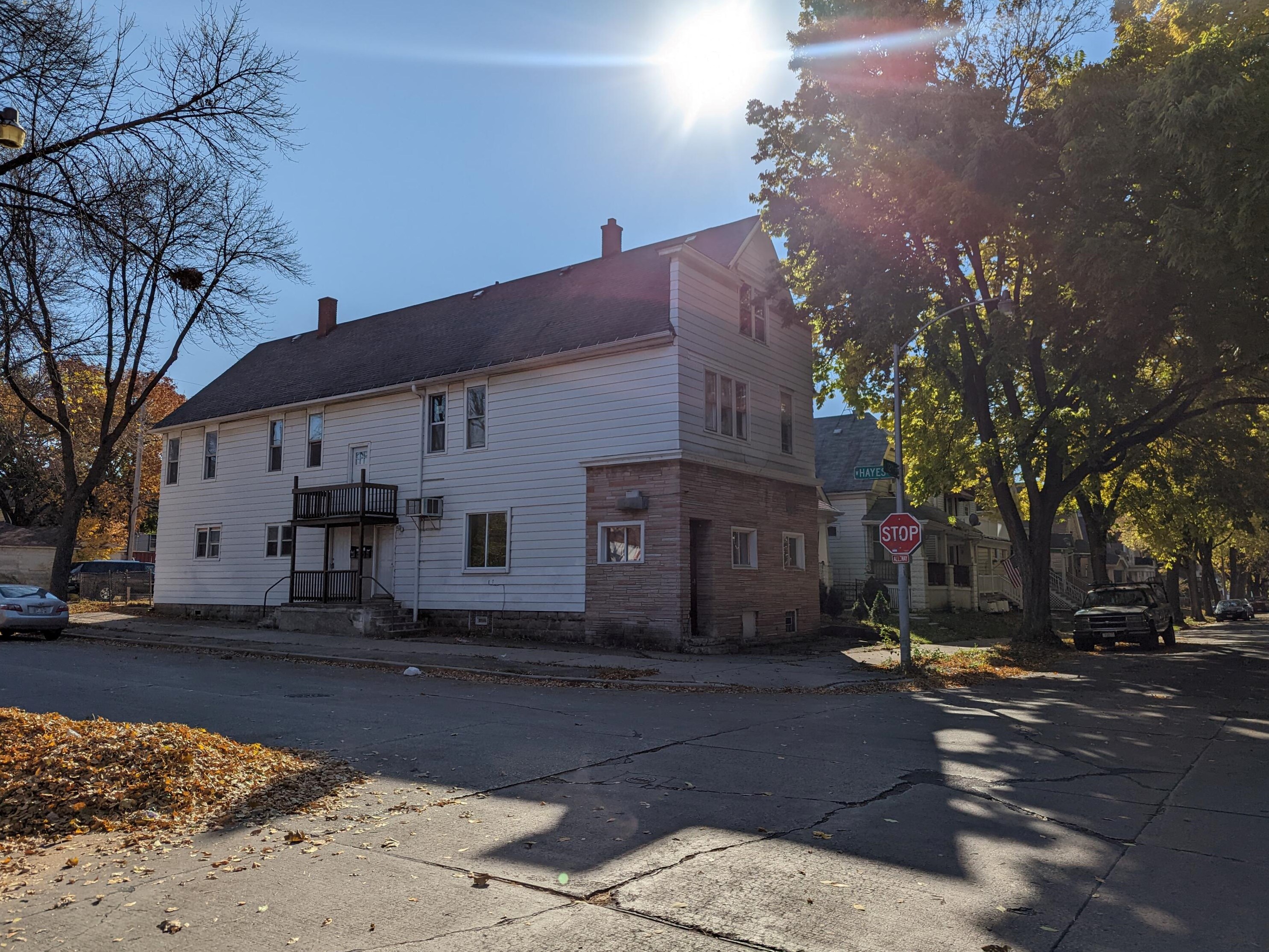 2400 12th St, Milwaukee WI  53215-3111 exterior