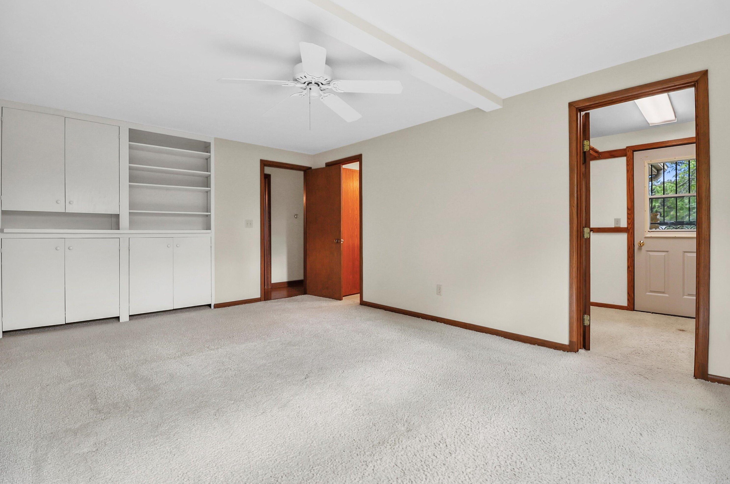 5044 Hearthside Ln, Racine WI 53402-2154 exterior