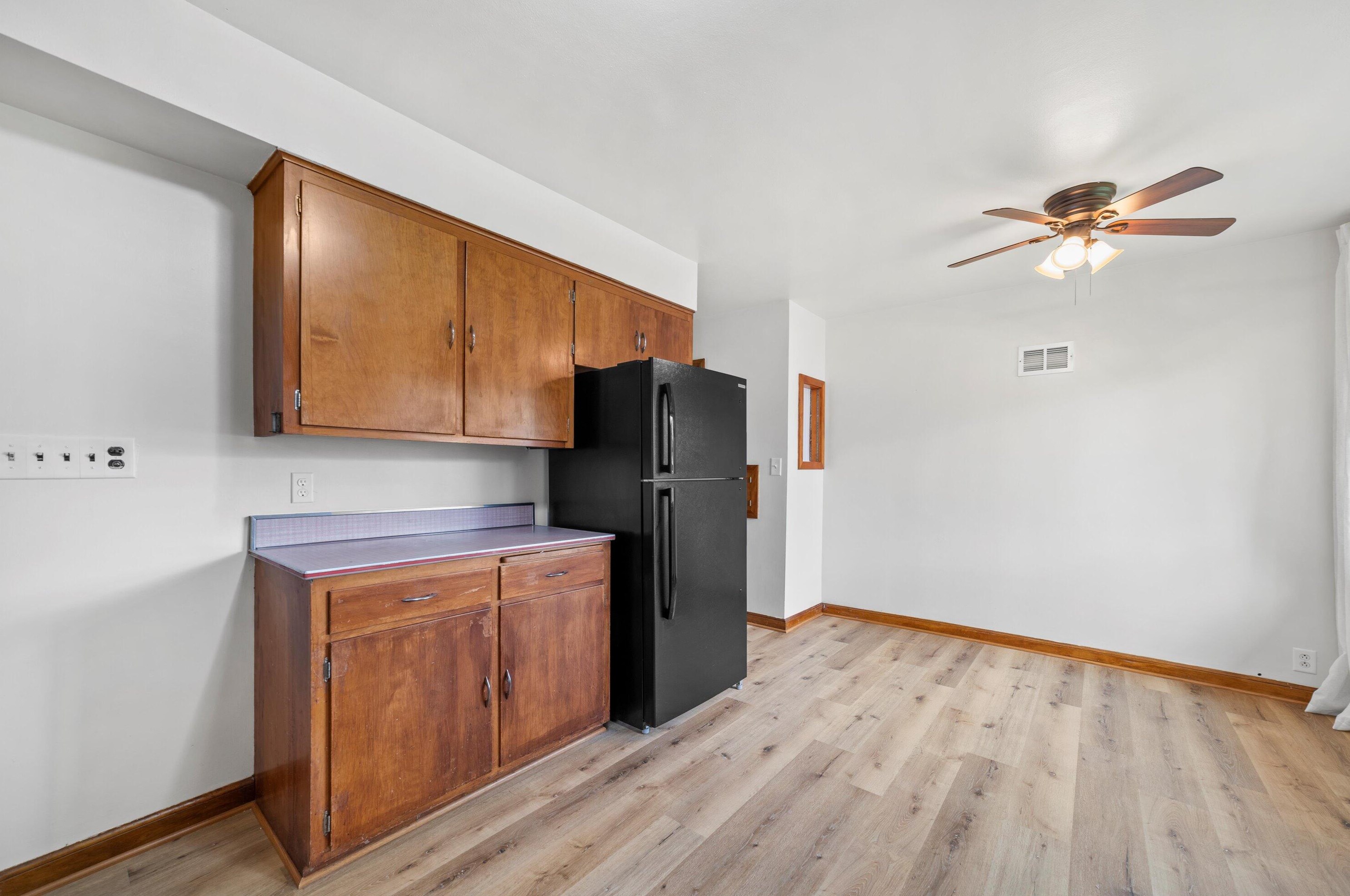 4912 66, Milwaukee WI 53218-4034 exterior