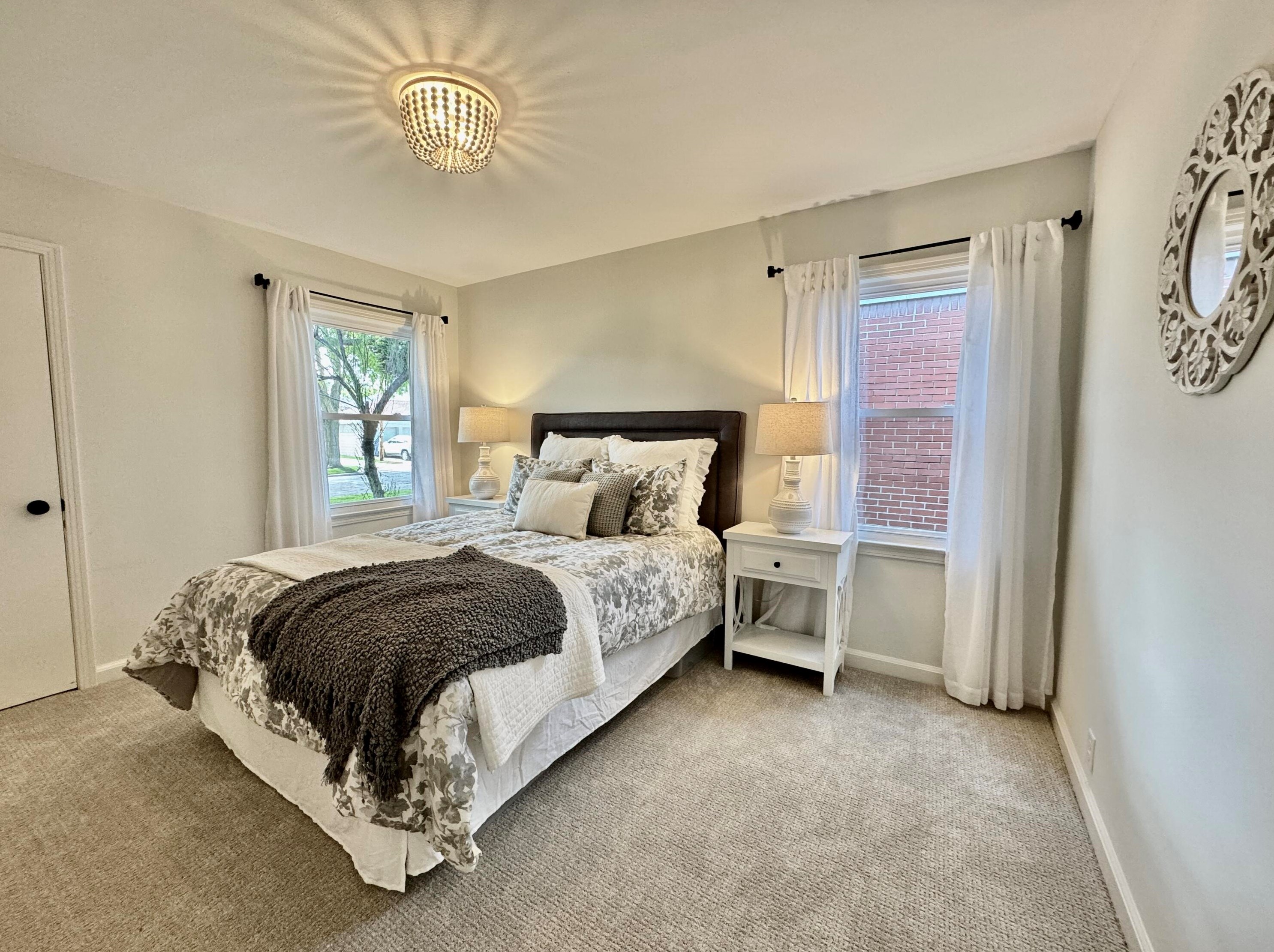 2652 86, Milwaukee WI 53222-4722 exterior