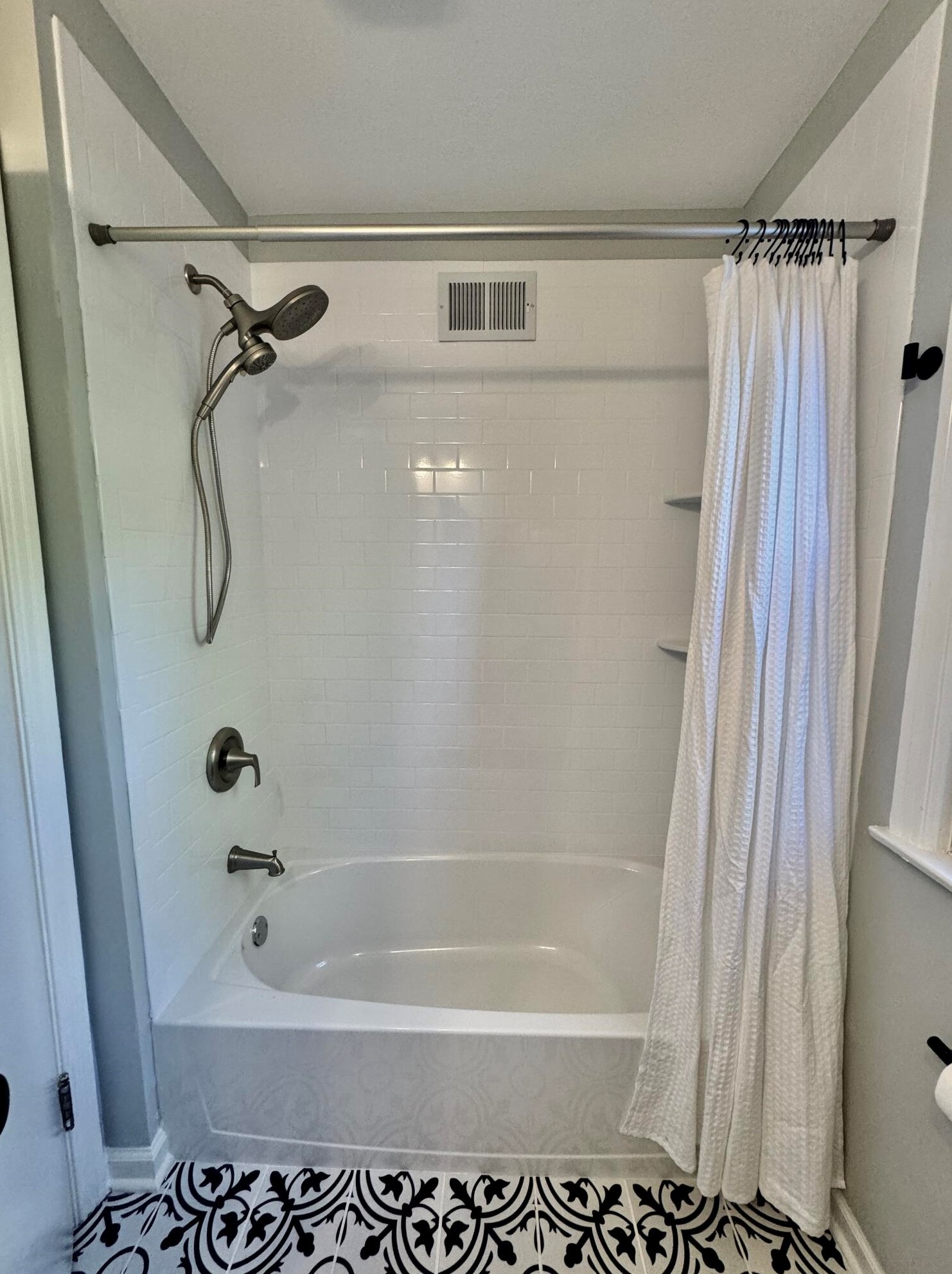 2652 86, Milwaukee WI 53222-4722 exterior