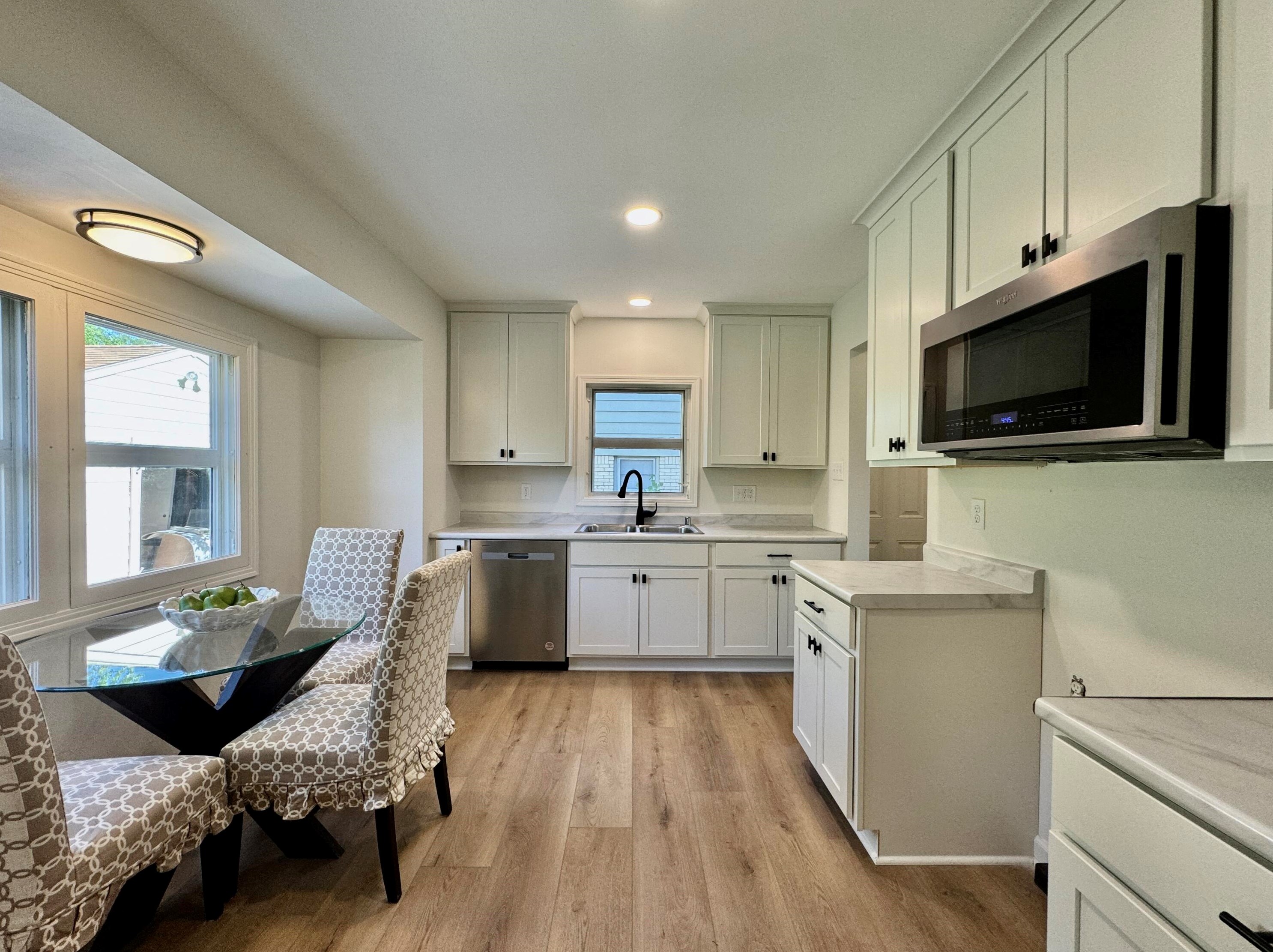 2652 86, Milwaukee WI 53222-4722 exterior