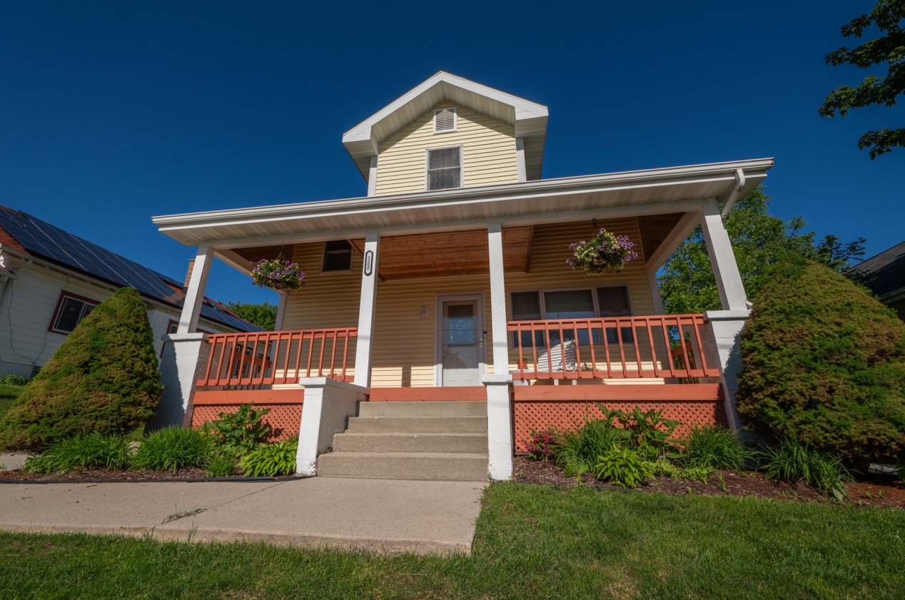 122 S Wilson St, Waubeka, WI 53021