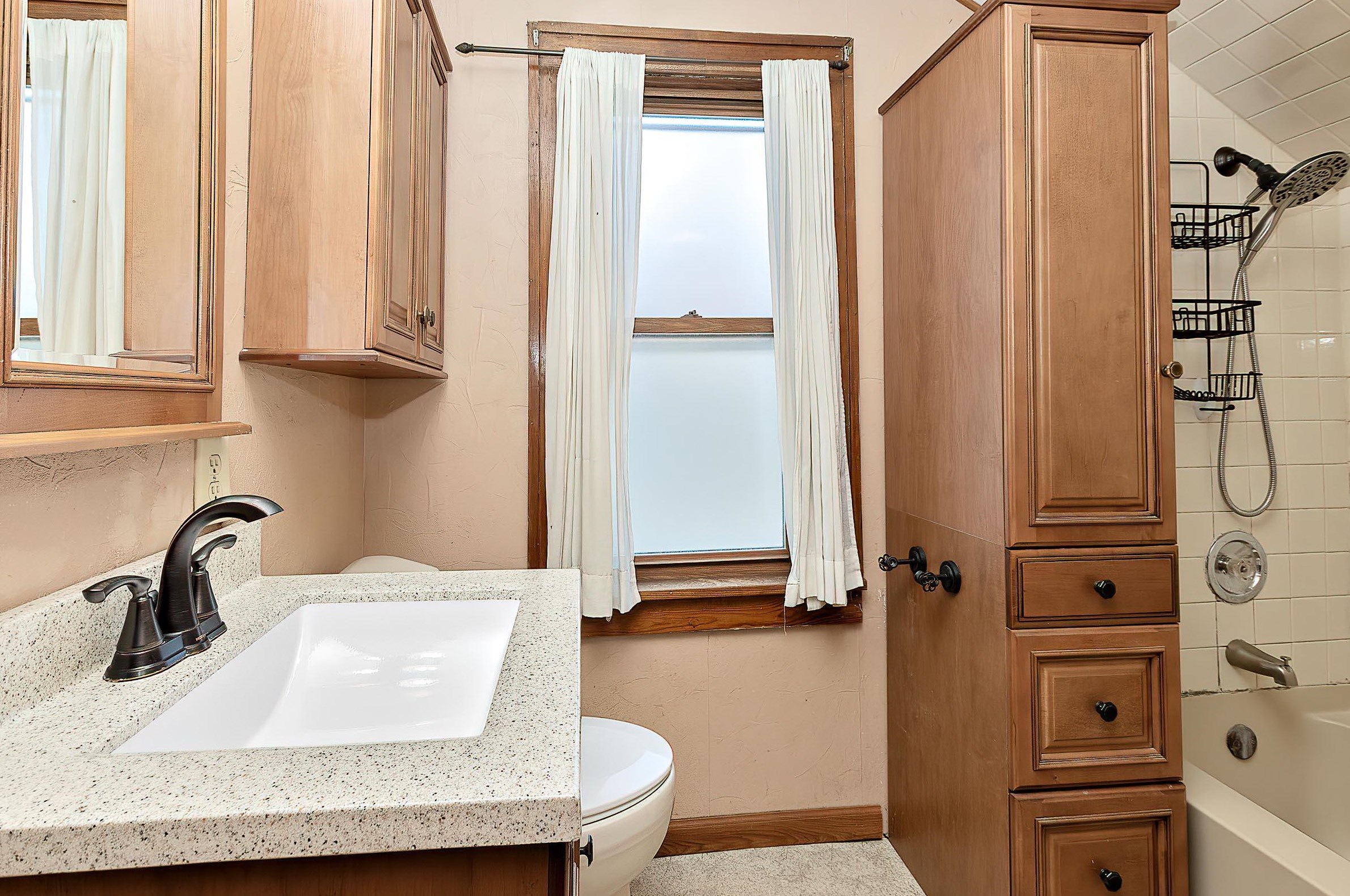 7111 31 Ave, Kenosha WI 53144-2802 exterior