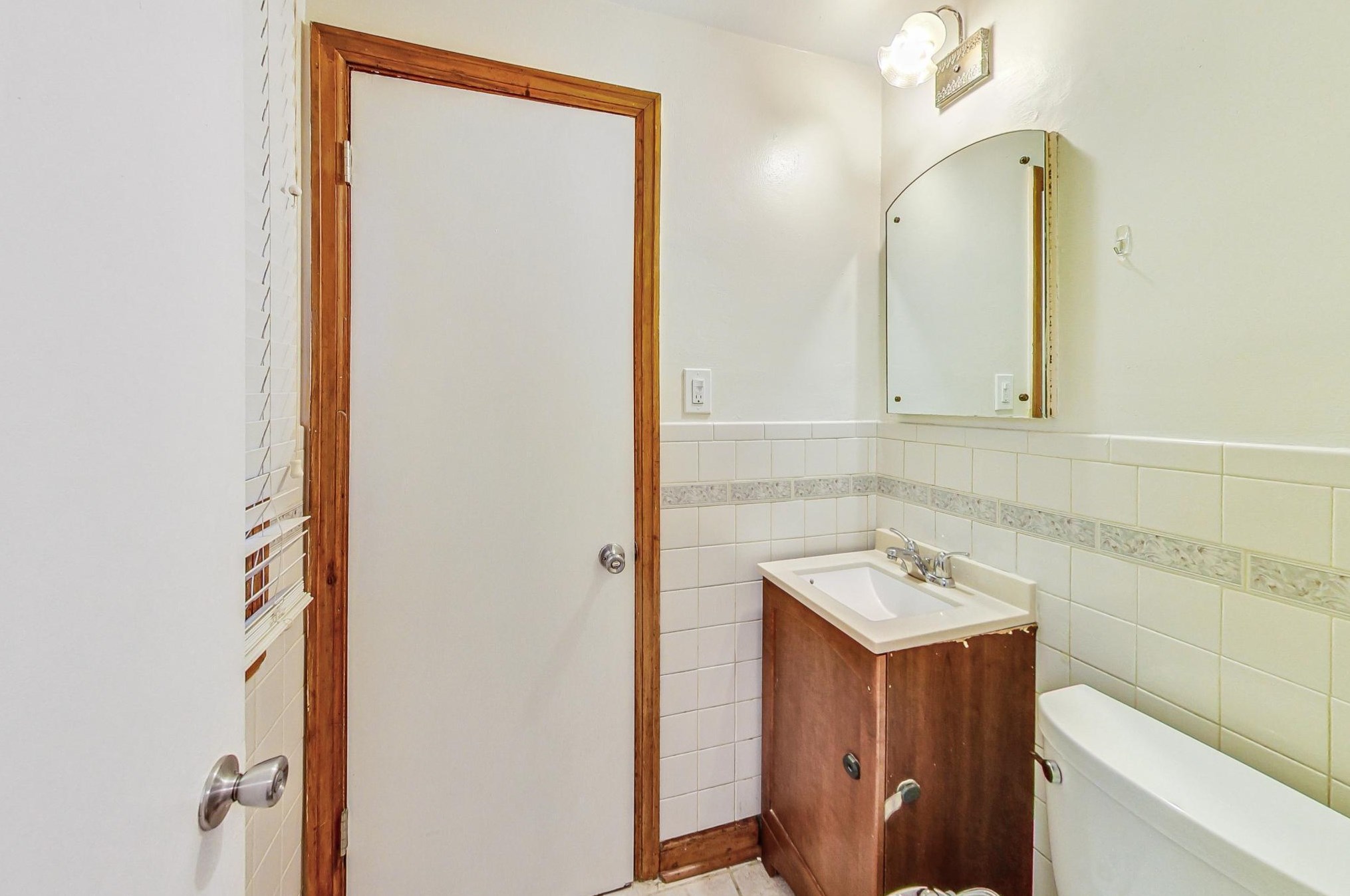 4534 39, Milwaukee WI 53209-5804 exterior