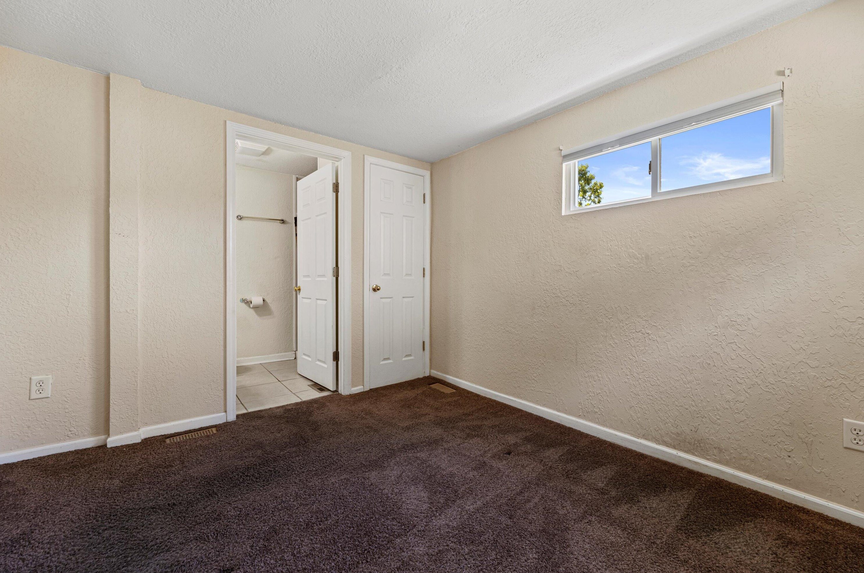 4261 97, Milwaukee WI 53228-2164 exterior