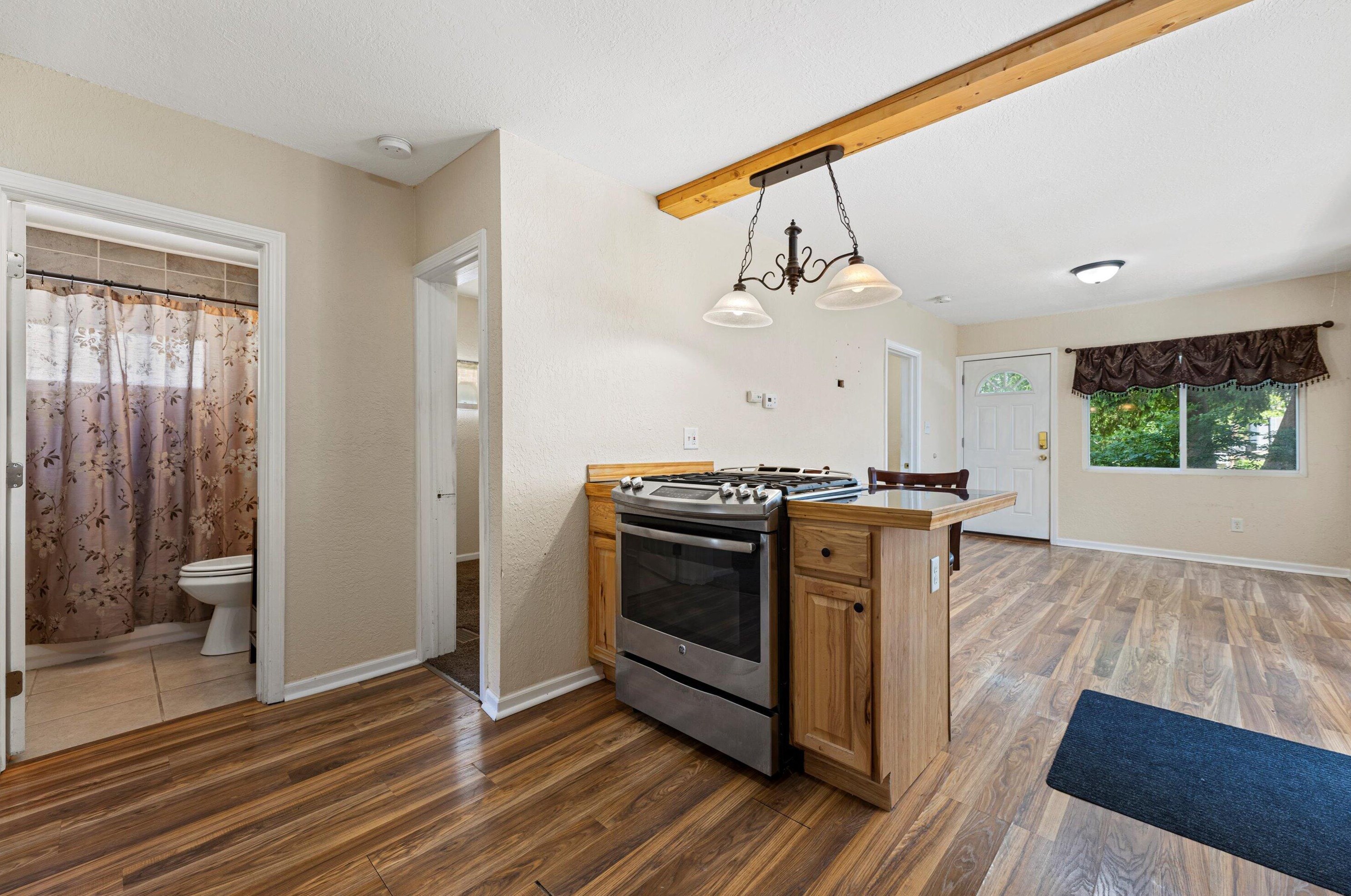 4261 97, Milwaukee WI 53228-2164 exterior