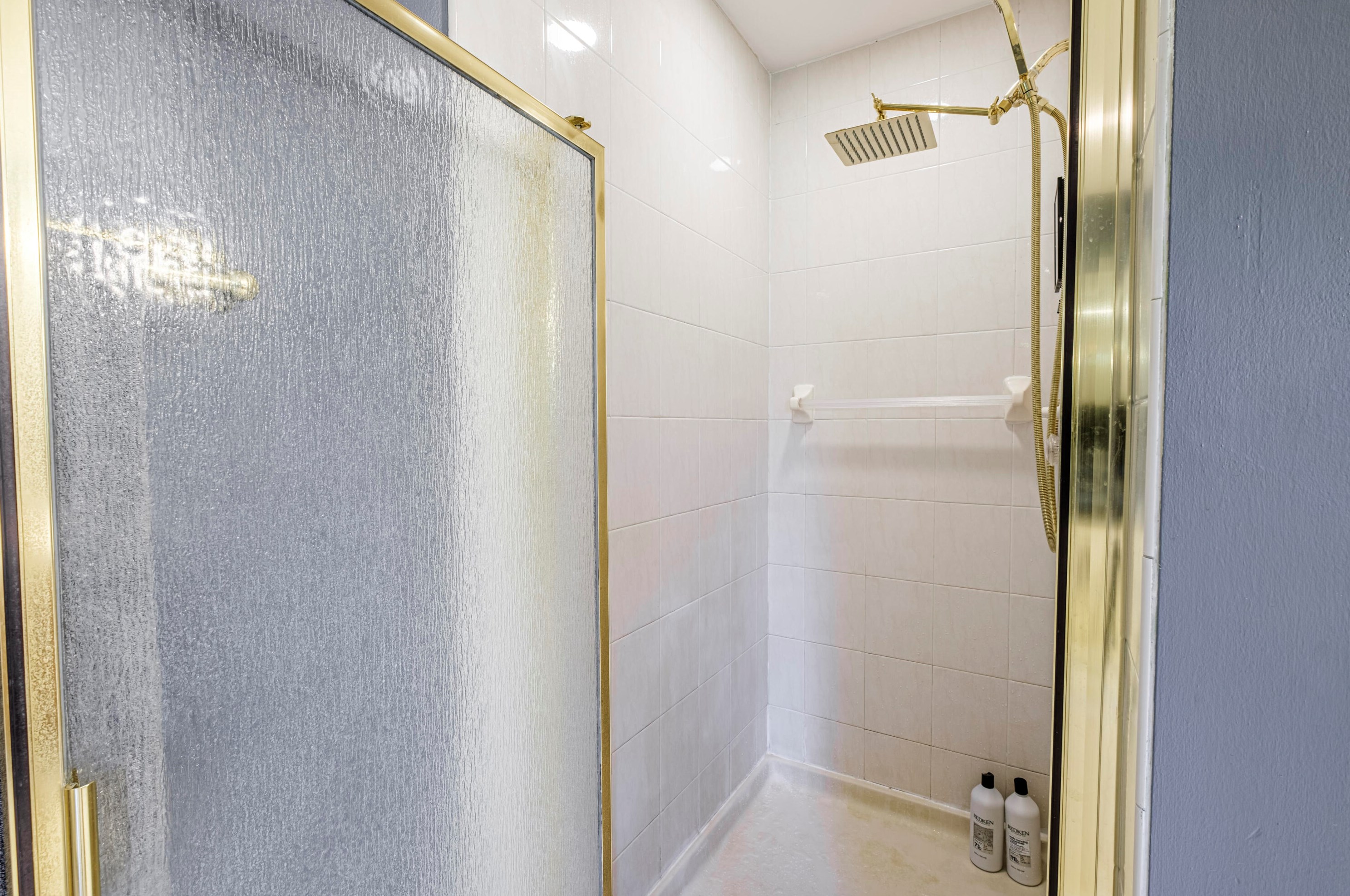 733 Charolais Dr, Slinger WI 53086-9313 exterior