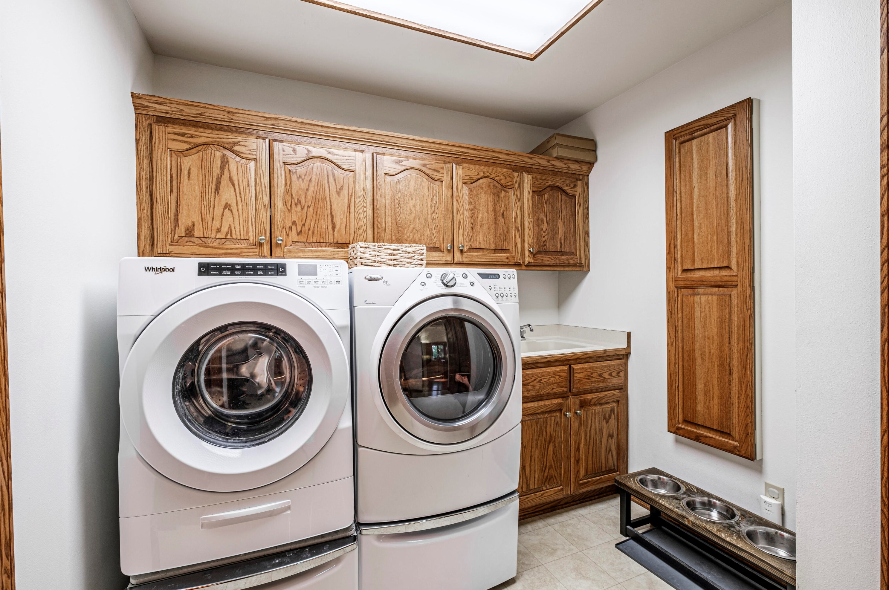 733 Charolais Dr, Slinger WI 53086-9313 exterior