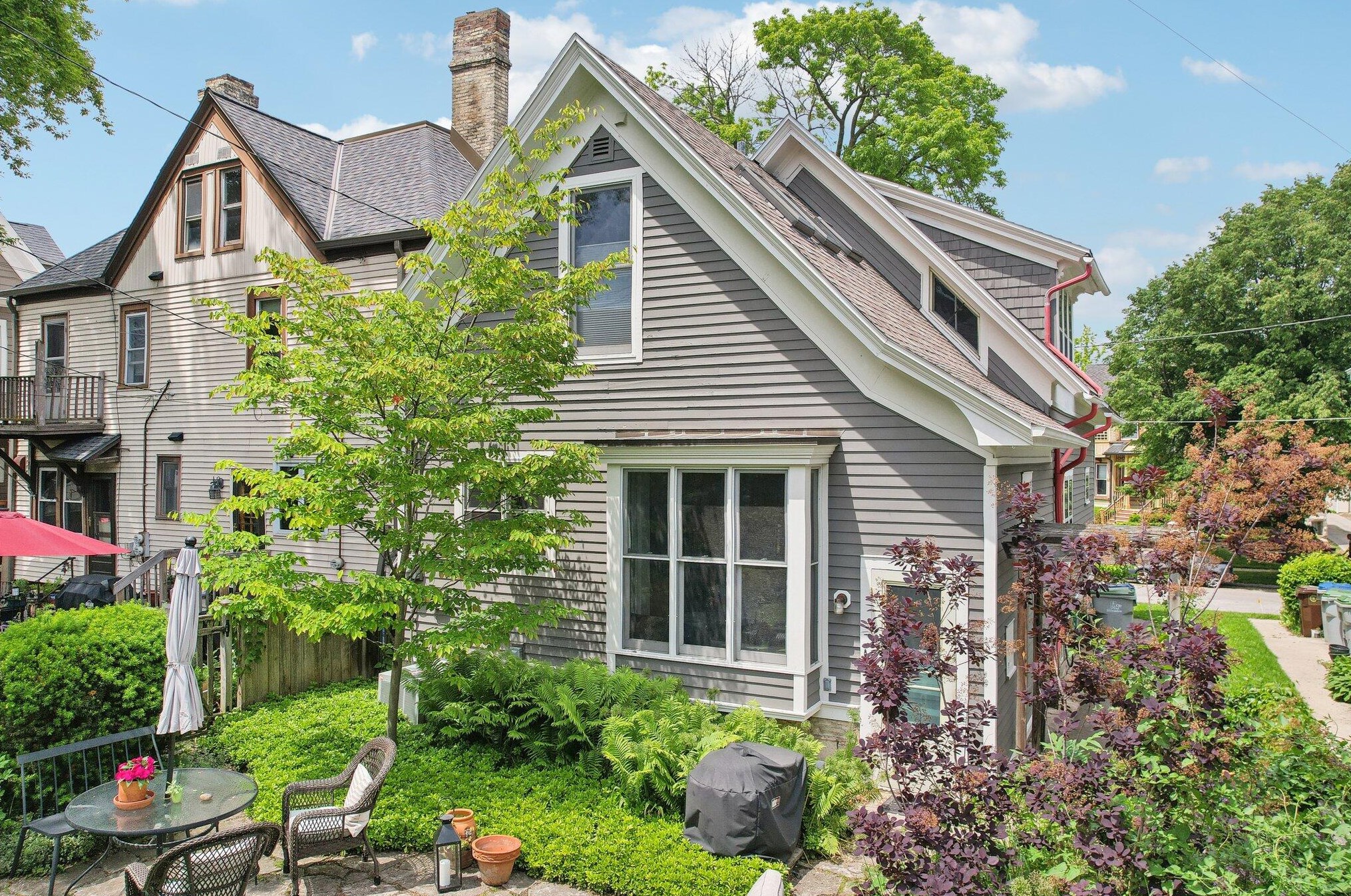 1019 Kewaunee St, Milwaukee WI 53202-2113 exterior