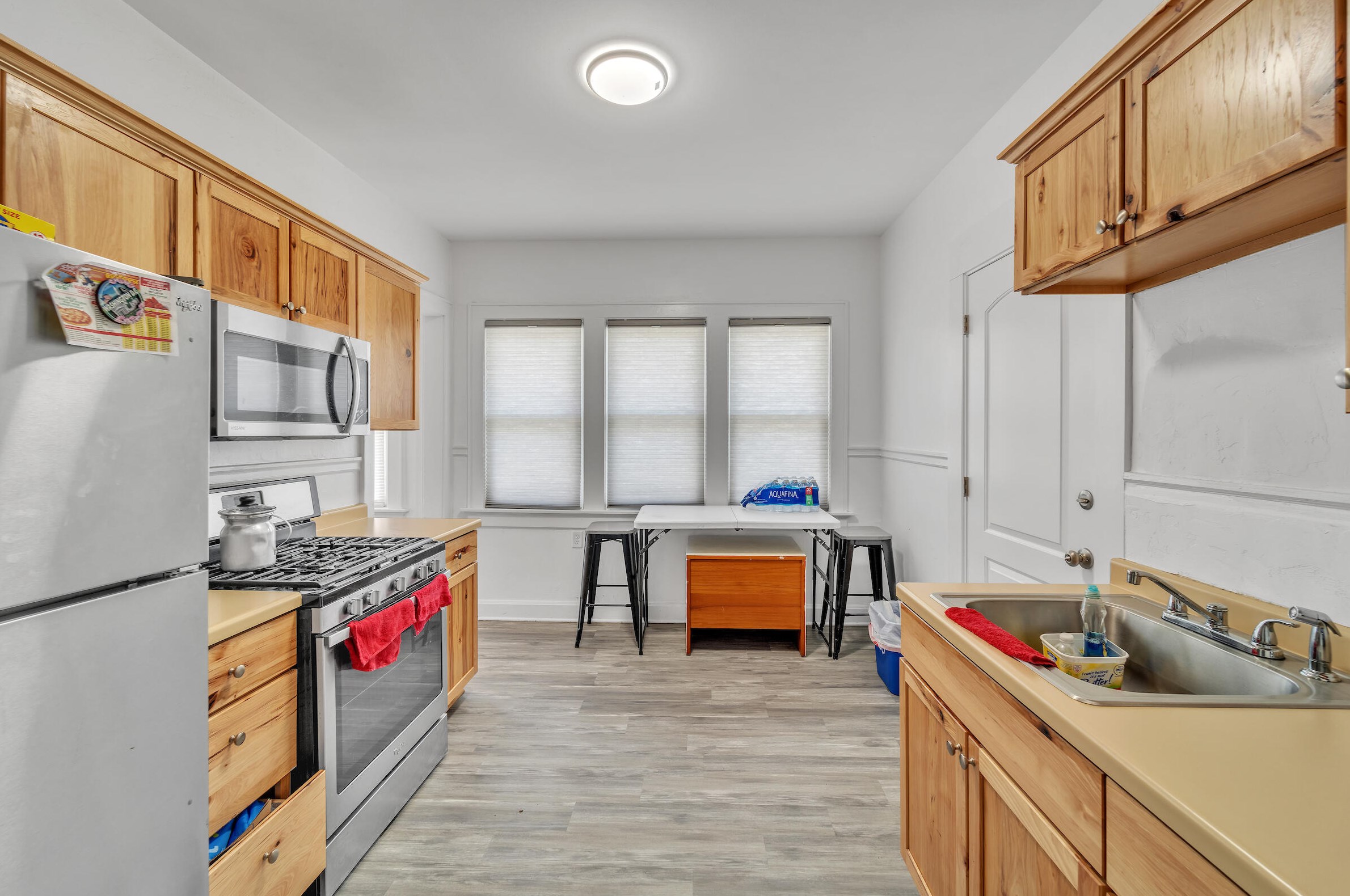 1639 79, Milwaukee WI 53219-1718 exterior