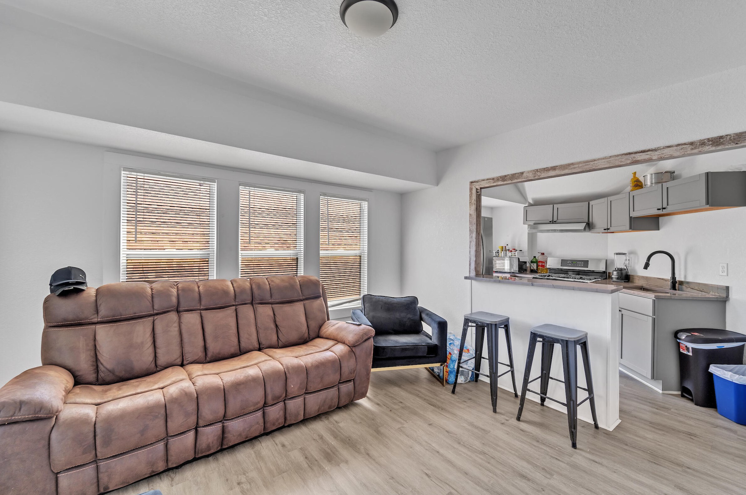 1639 79, Milwaukee WI 53219-1718 exterior