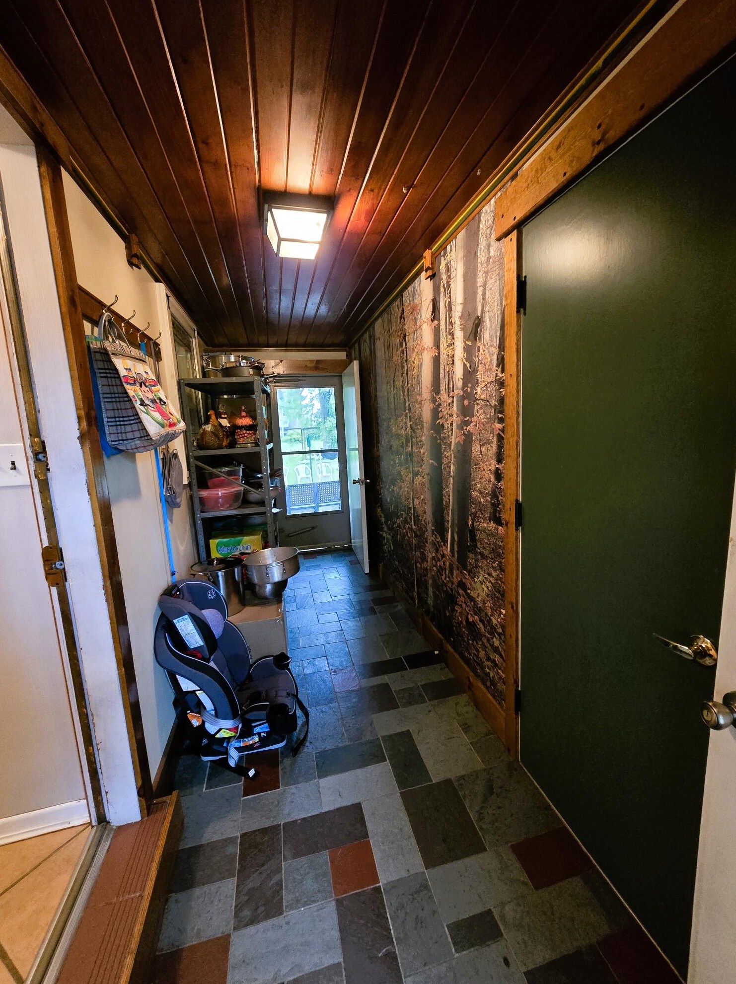 3538 82nd St, Milwaukee WI  53220-1024 exterior