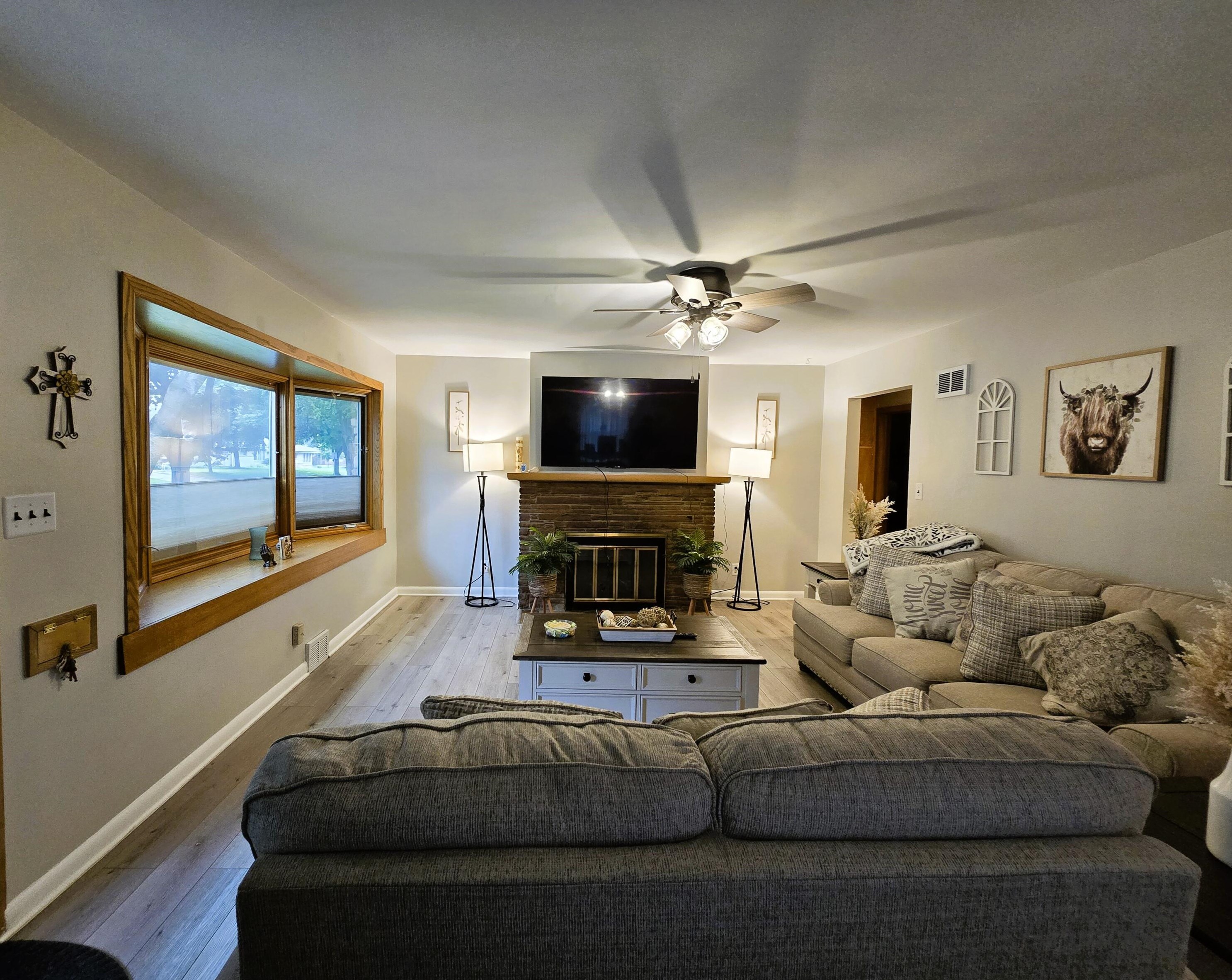 3538 82nd St, Milwaukee WI  53220-1024 exterior