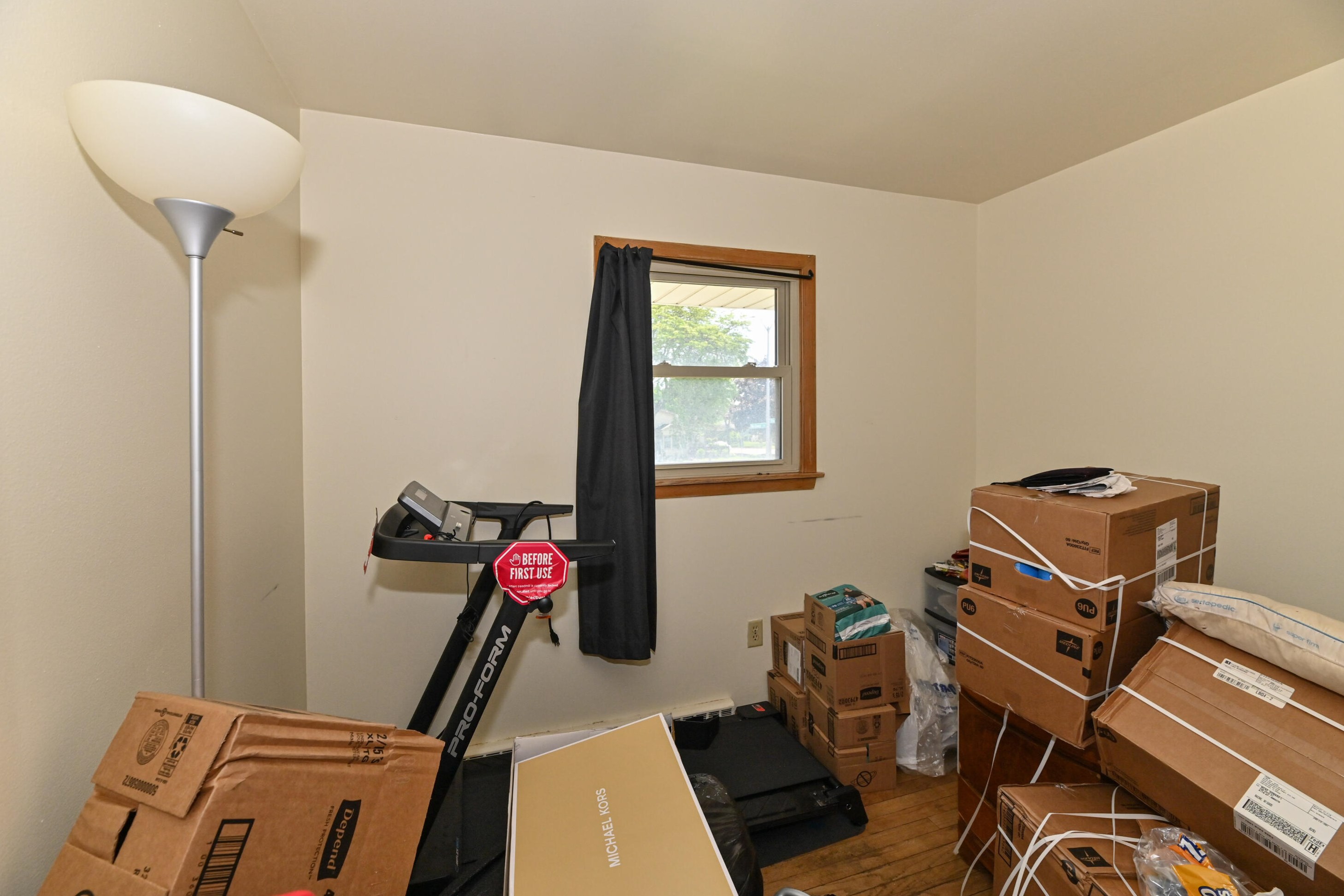 236 Ohio St, Racine WI 53405-3931 exterior