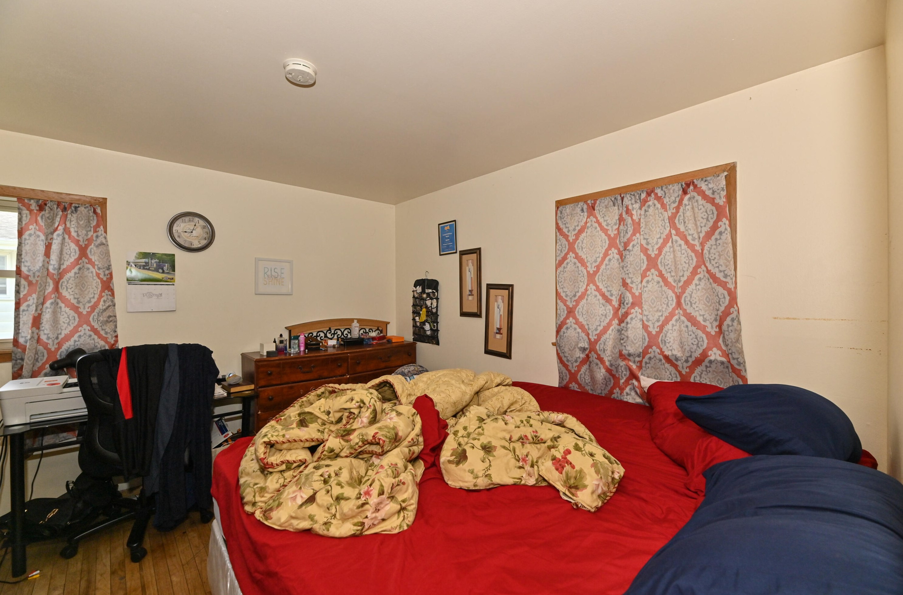 236 Ohio St, Racine WI 53405-3931 exterior