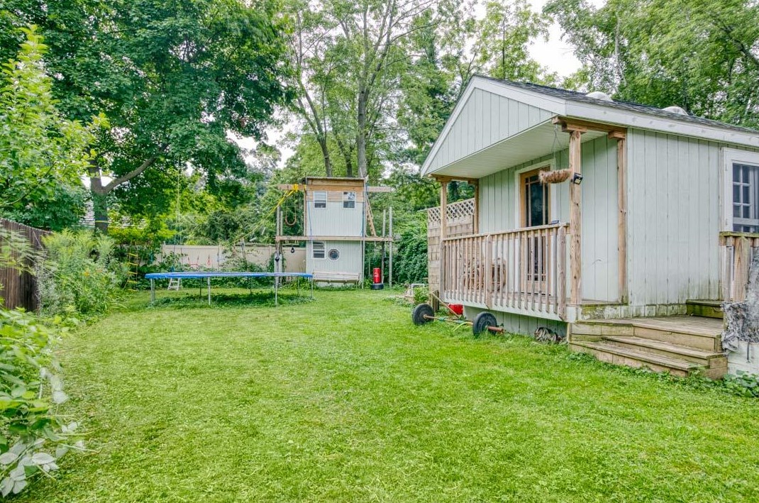 6541 5 Ave, Kenosha WI 53143-5117 exterior