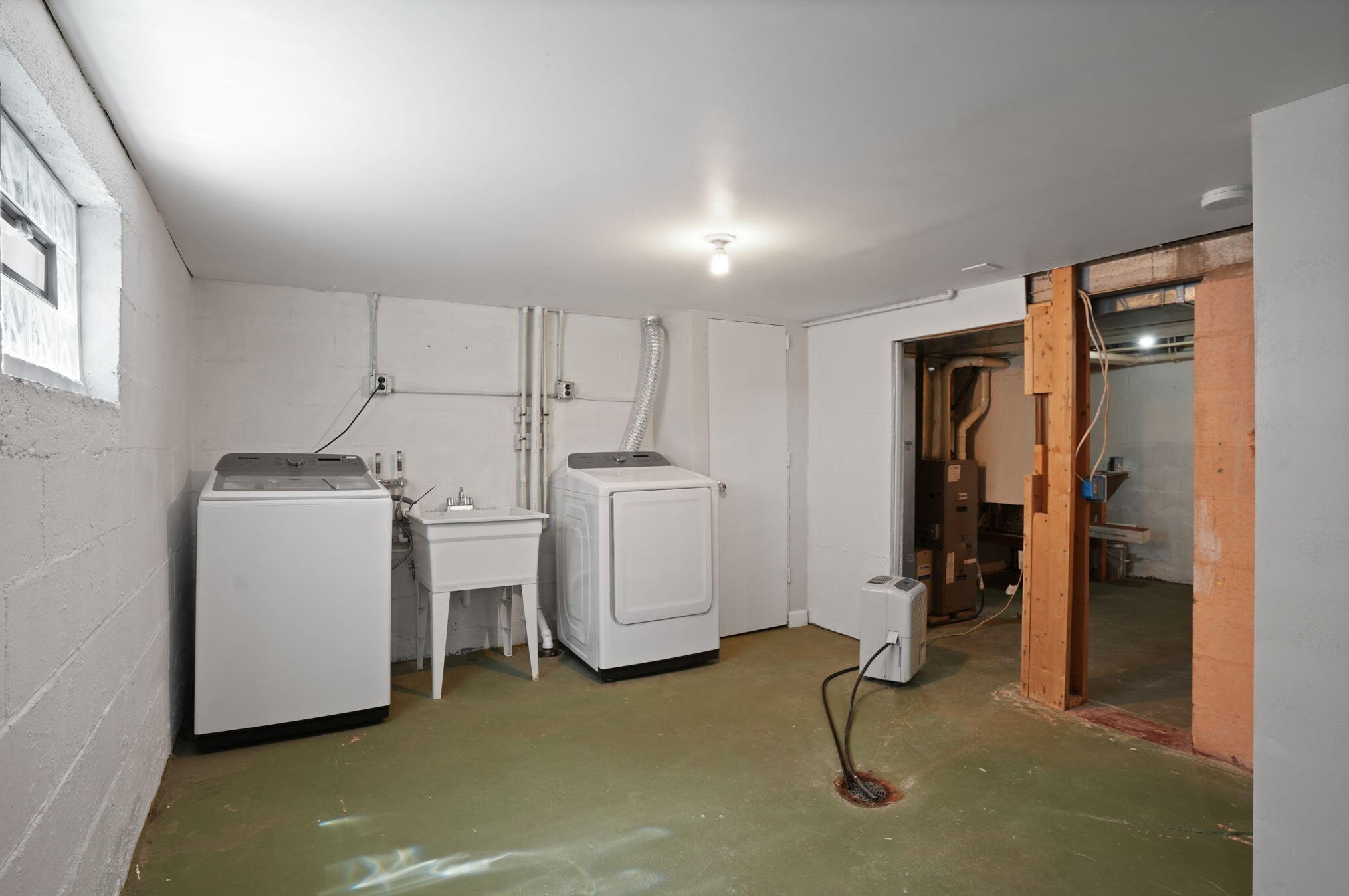 1424 Oregon St, Racine WI  53405-3152 exterior